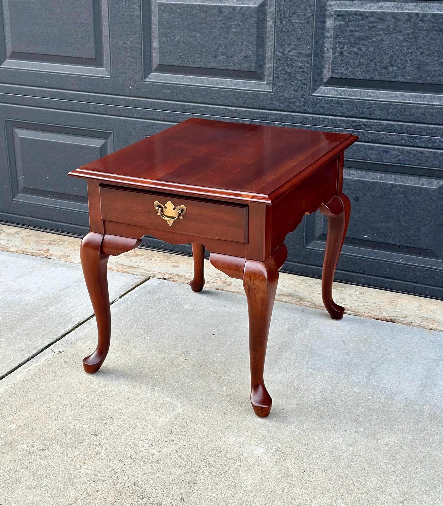 Vintage Solid Cherry Broyhill Queen Anne End Table
