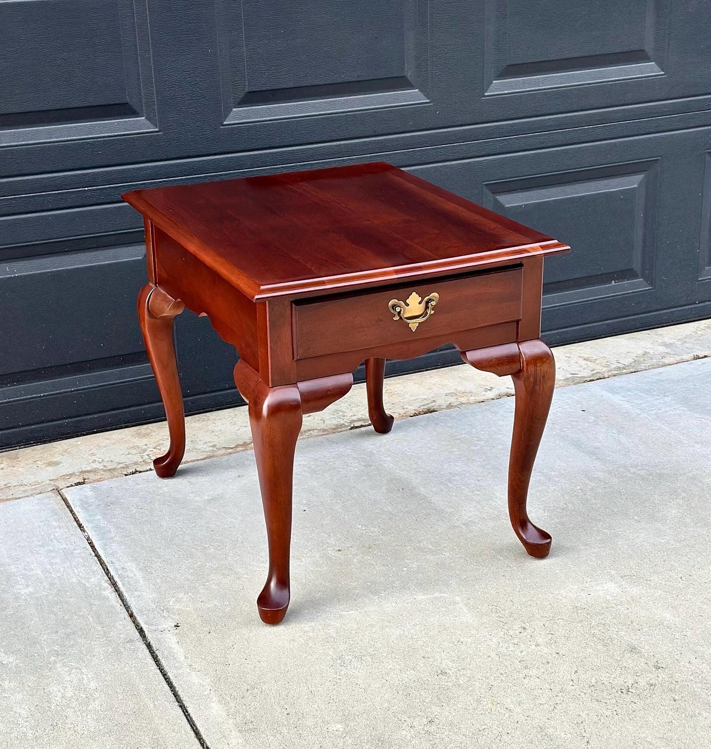 Vintage Solid Cherry Broyhill Queen Anne End Table