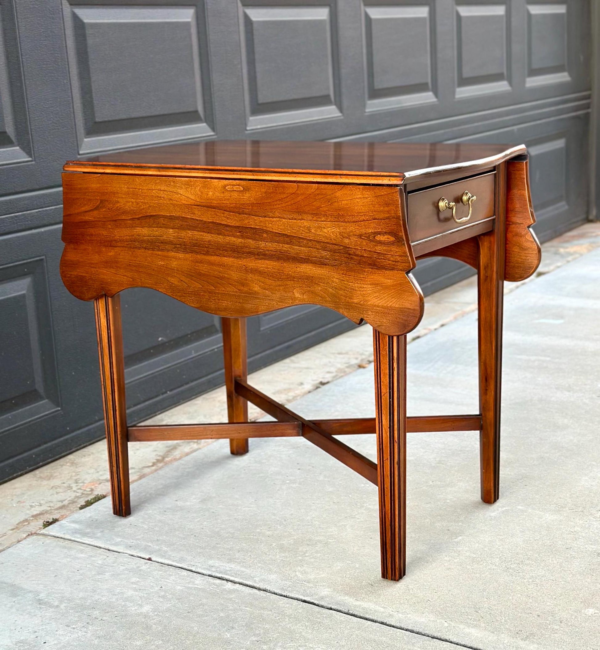 Vintage 1970's Statton Cherry Drop Leaf Table