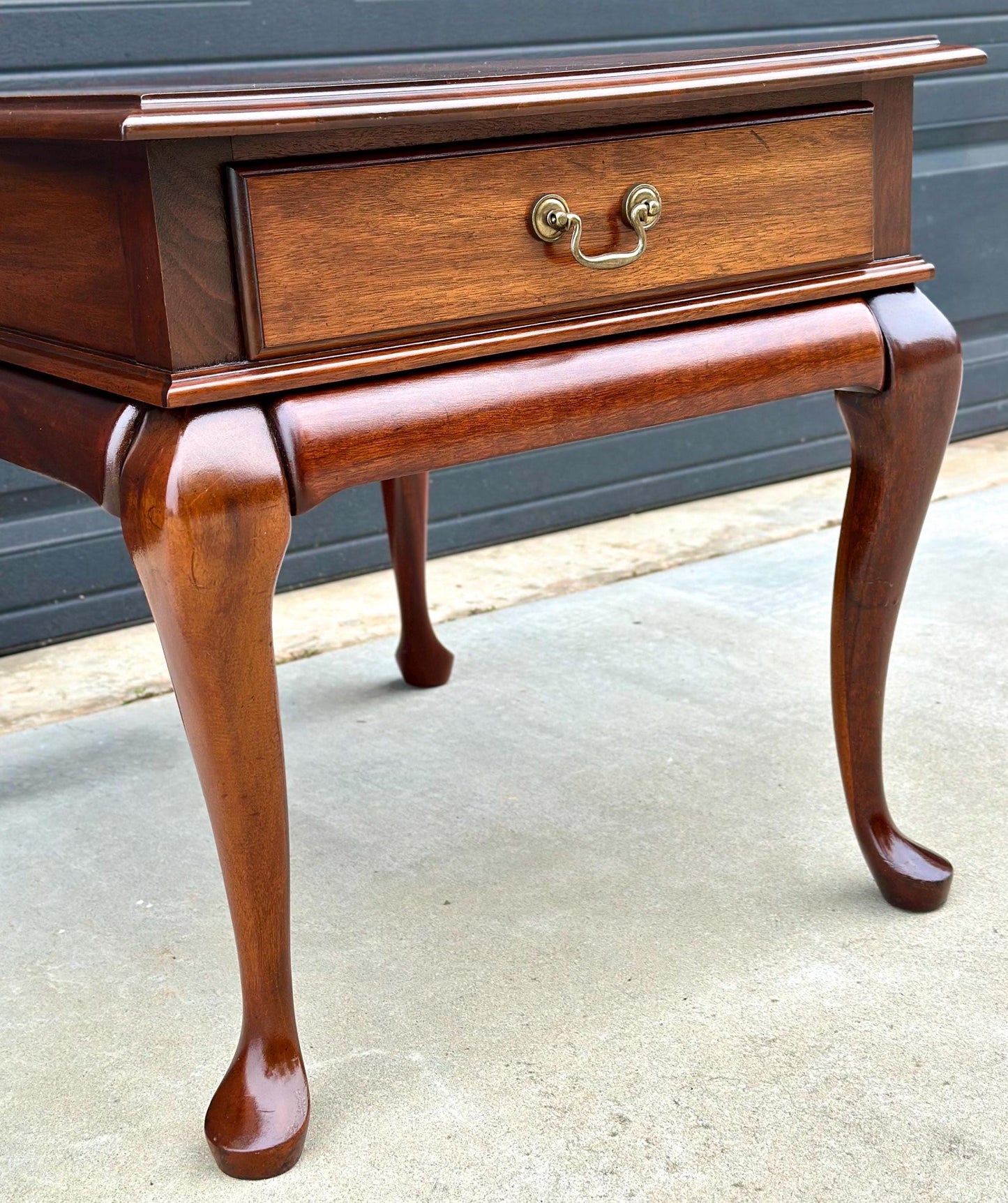 Vintage Cherry Queen Anne End Table