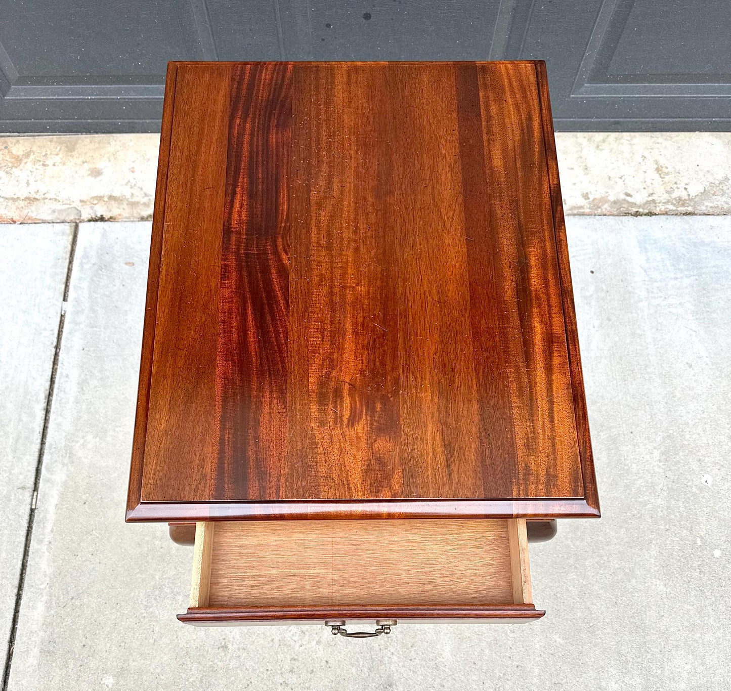 Vintage Cherry Queen Anne End Table