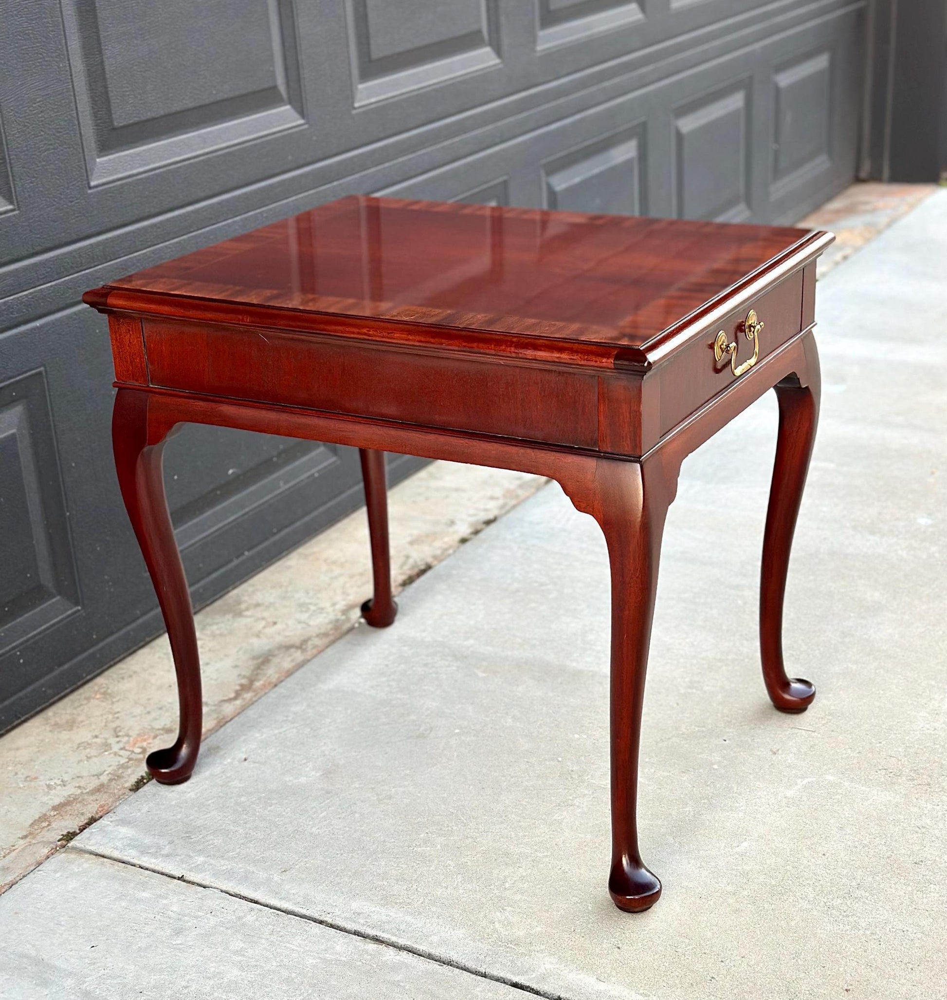 Vintage Hickory Chair Co. Mahogany Queen Anne End Table