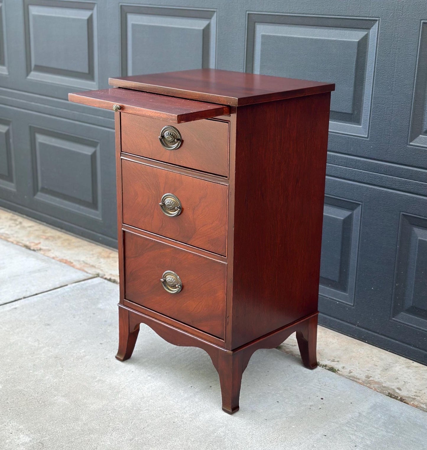 Vintage 1960's Thomasville 3 Drawer Mahogany Nightstand