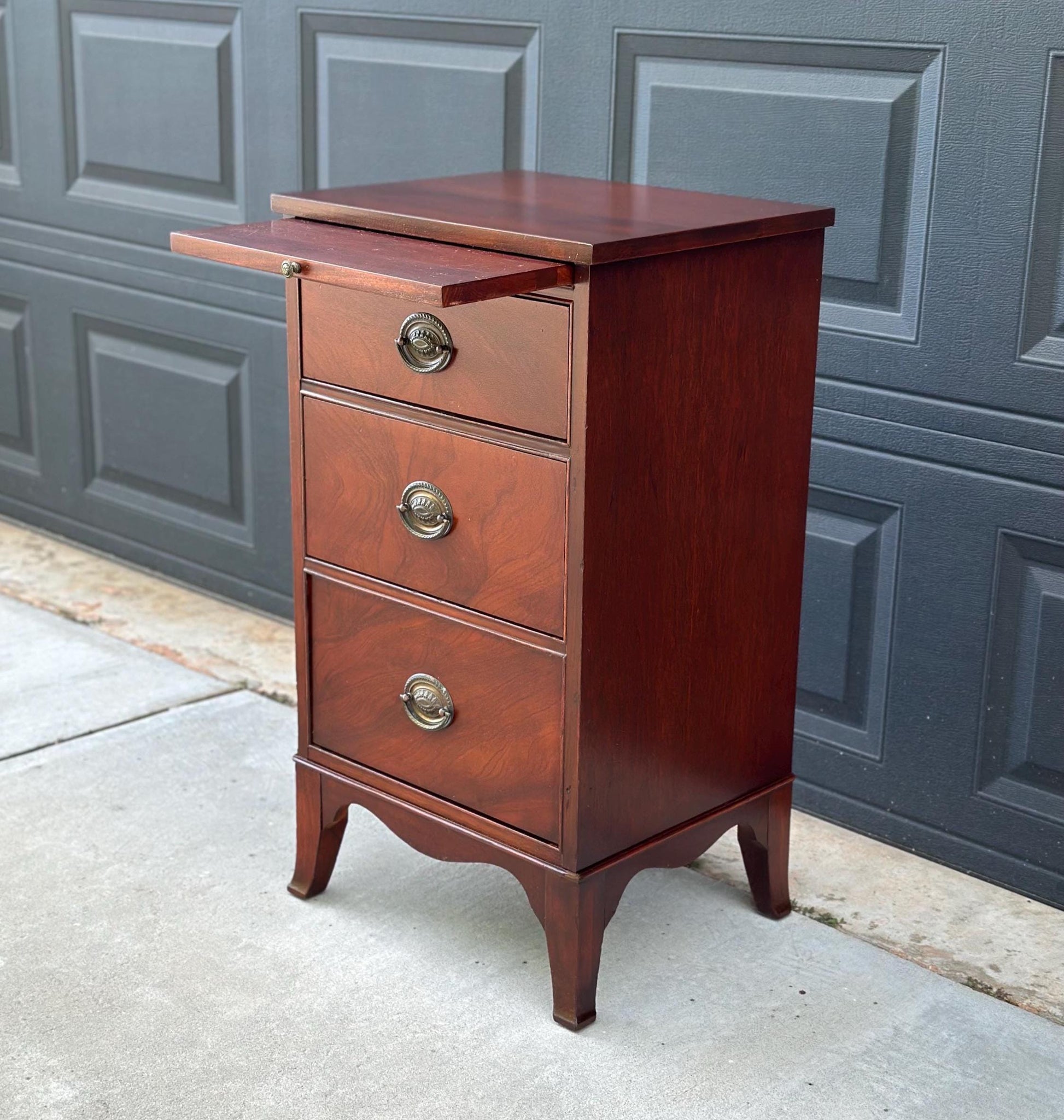 Vintage 1960's Thomasville 3 Drawer Mahogany Nightstand