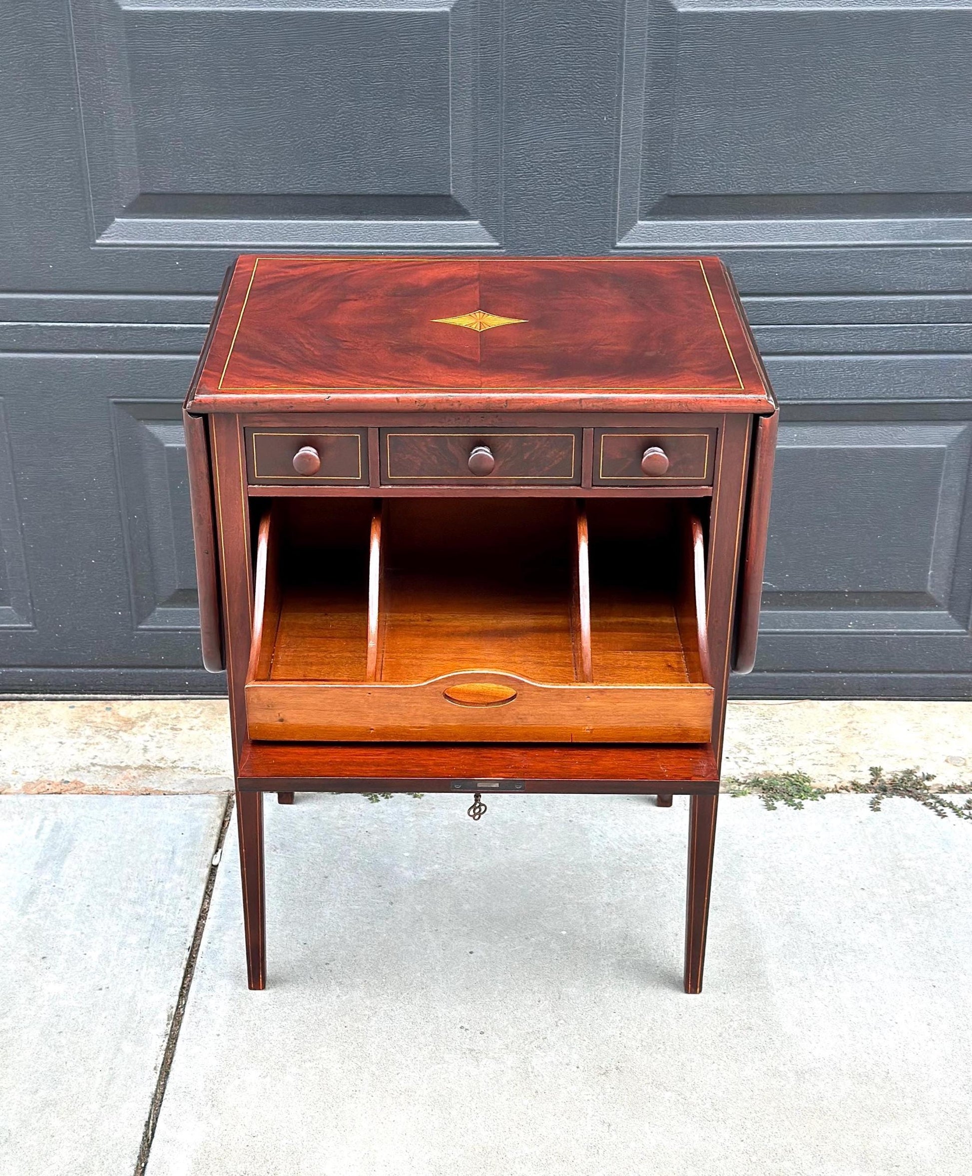 Vintage 1940's Inlaid Mahogany Drop Leaf Table