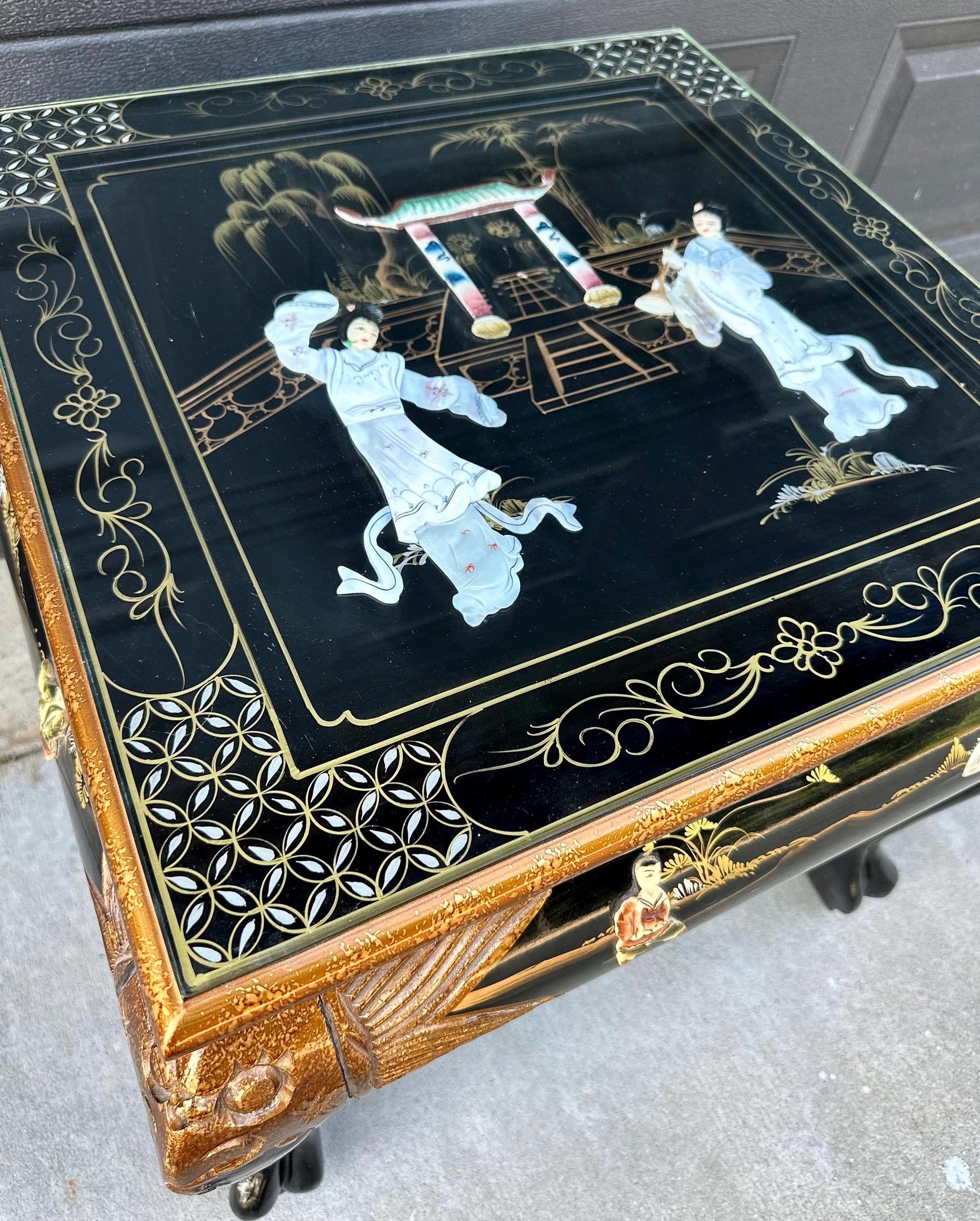 Vintage 1970's Black Lacquer Chinoiserie End Table