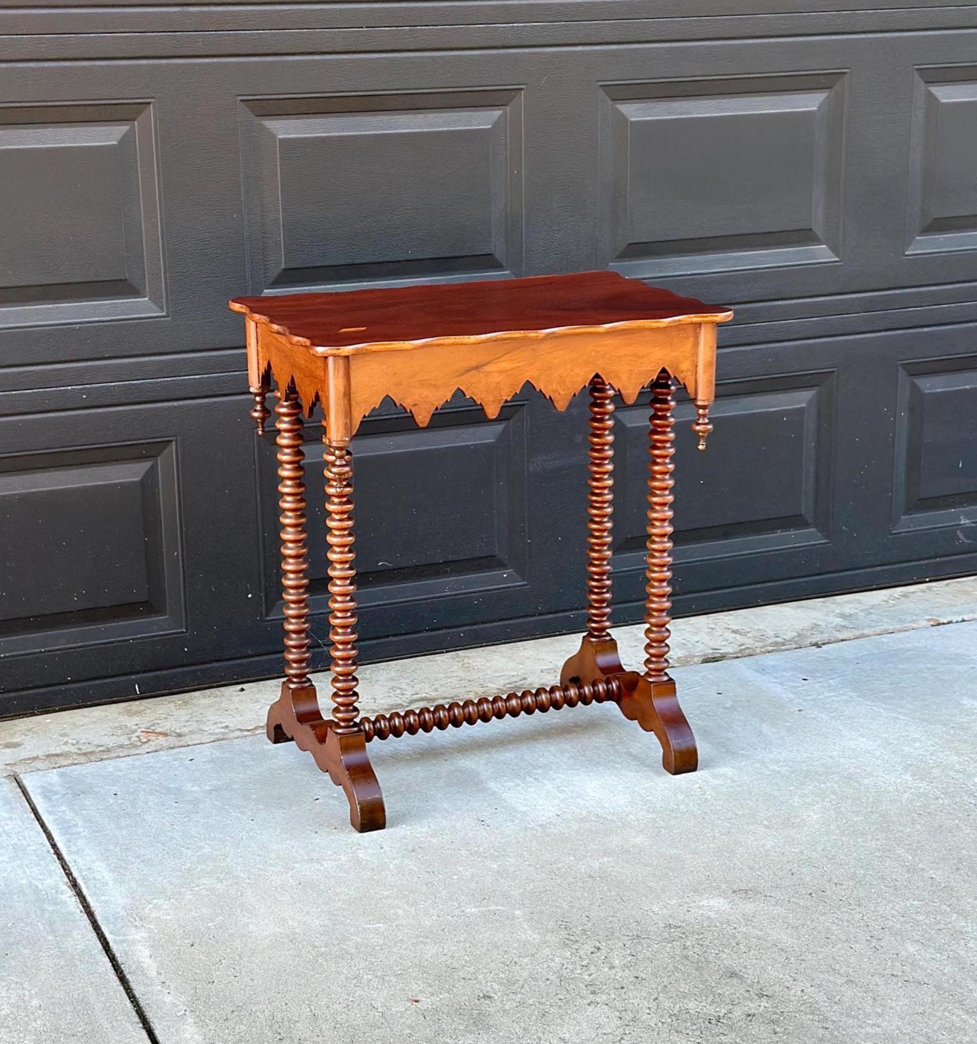 Antique 1880's Victorian Eastlake Solid Maple Wood Single Drawer Spindle Leg Accent Table