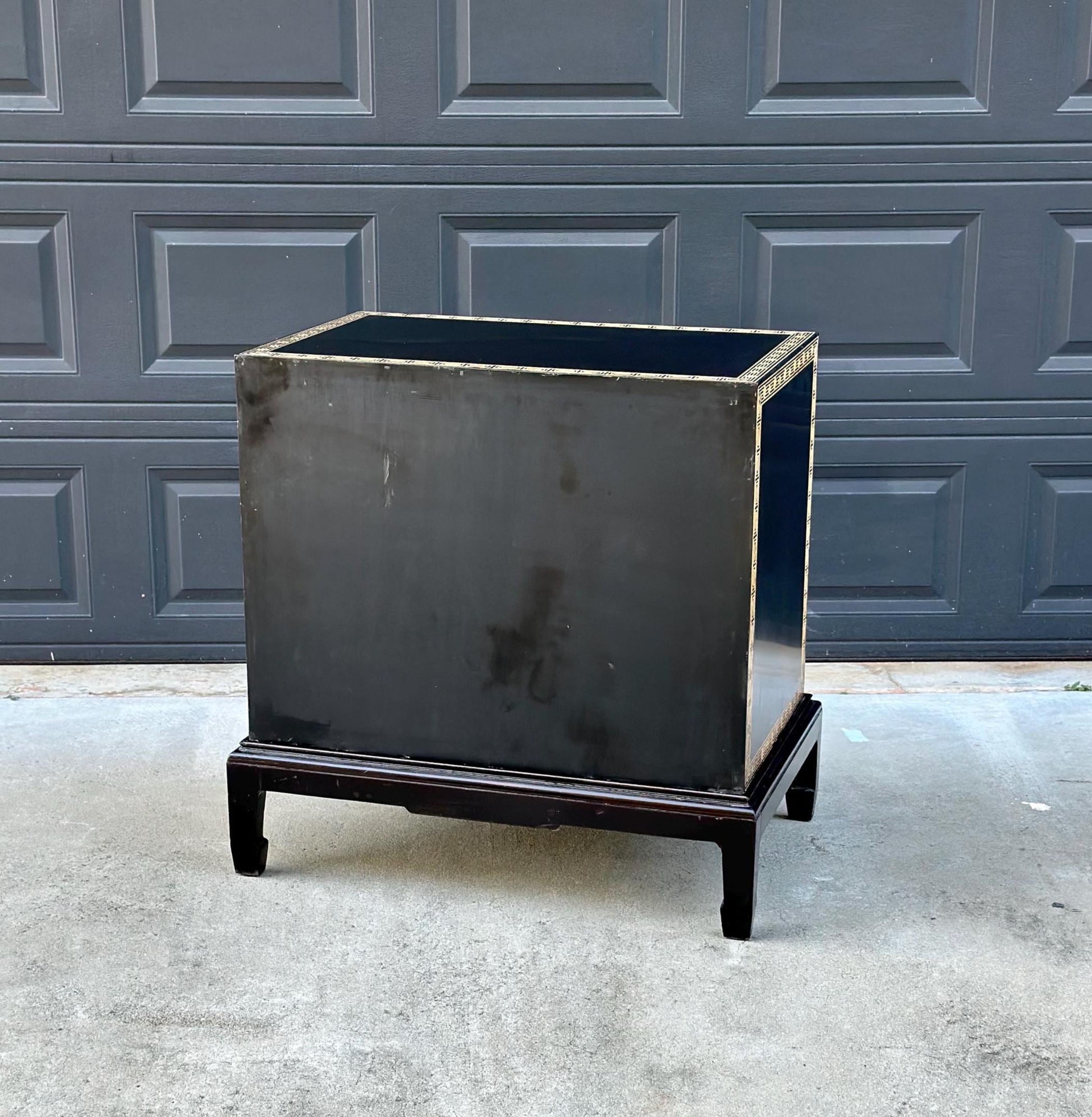 Vintage Mid 1900's Large Hand Painted Oriental Raised Storage Chest