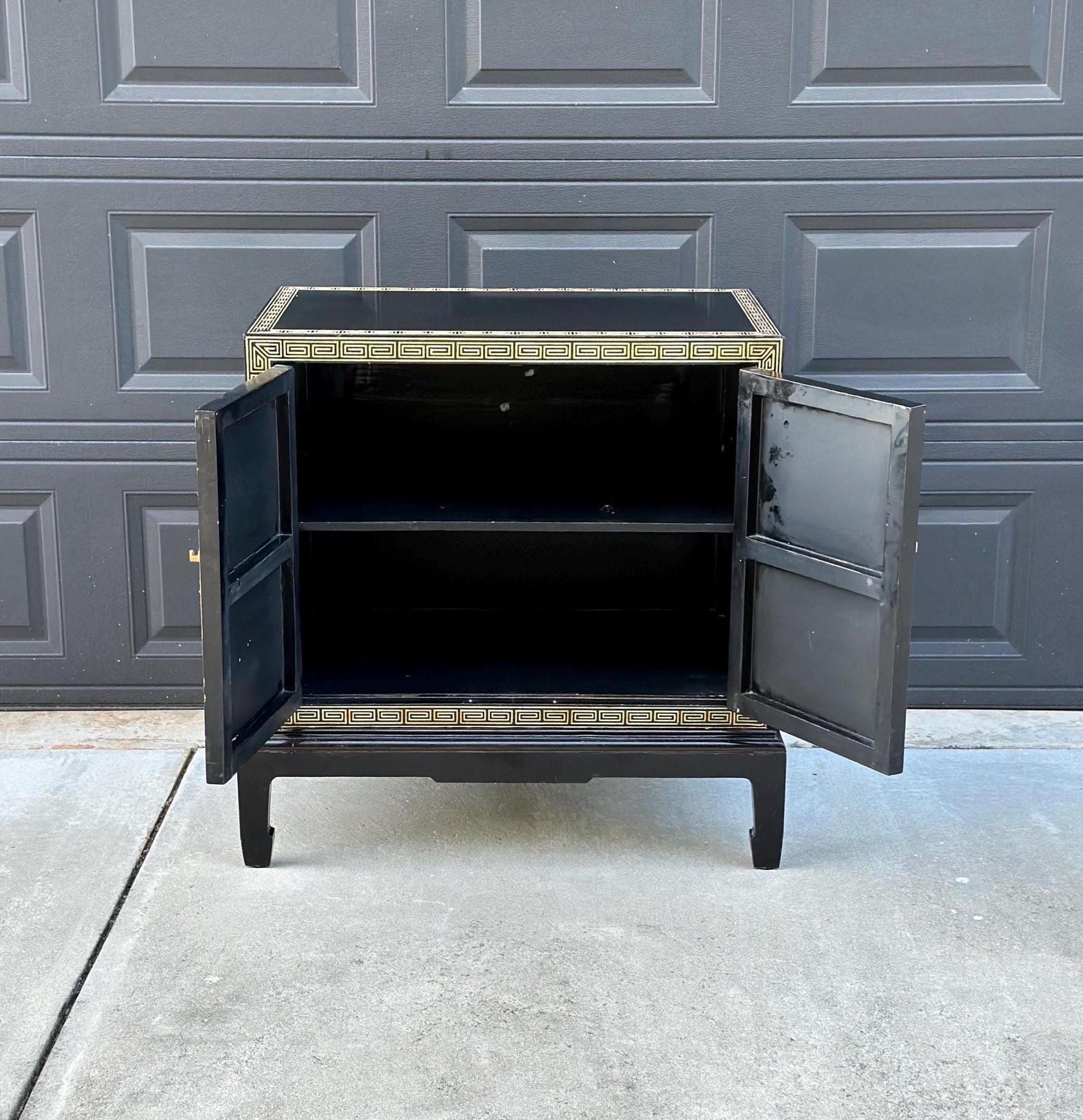 Vintage Mid 1900's Large Hand Painted Oriental Raised Storage Chest