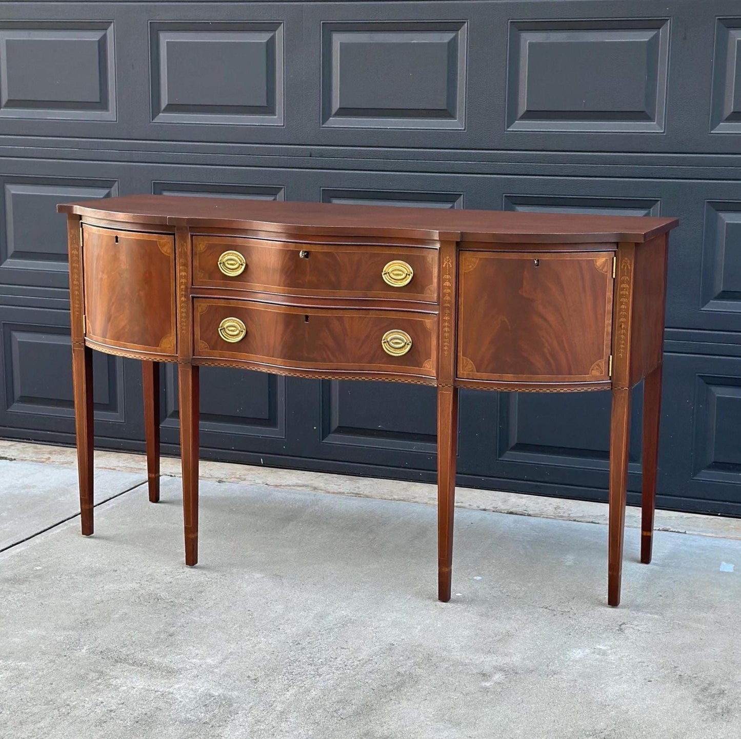 Vintage Mid 1900's Sheraton Serpentine Front Councill Craftsmen Inlaid Mahogany Buffet Console Table