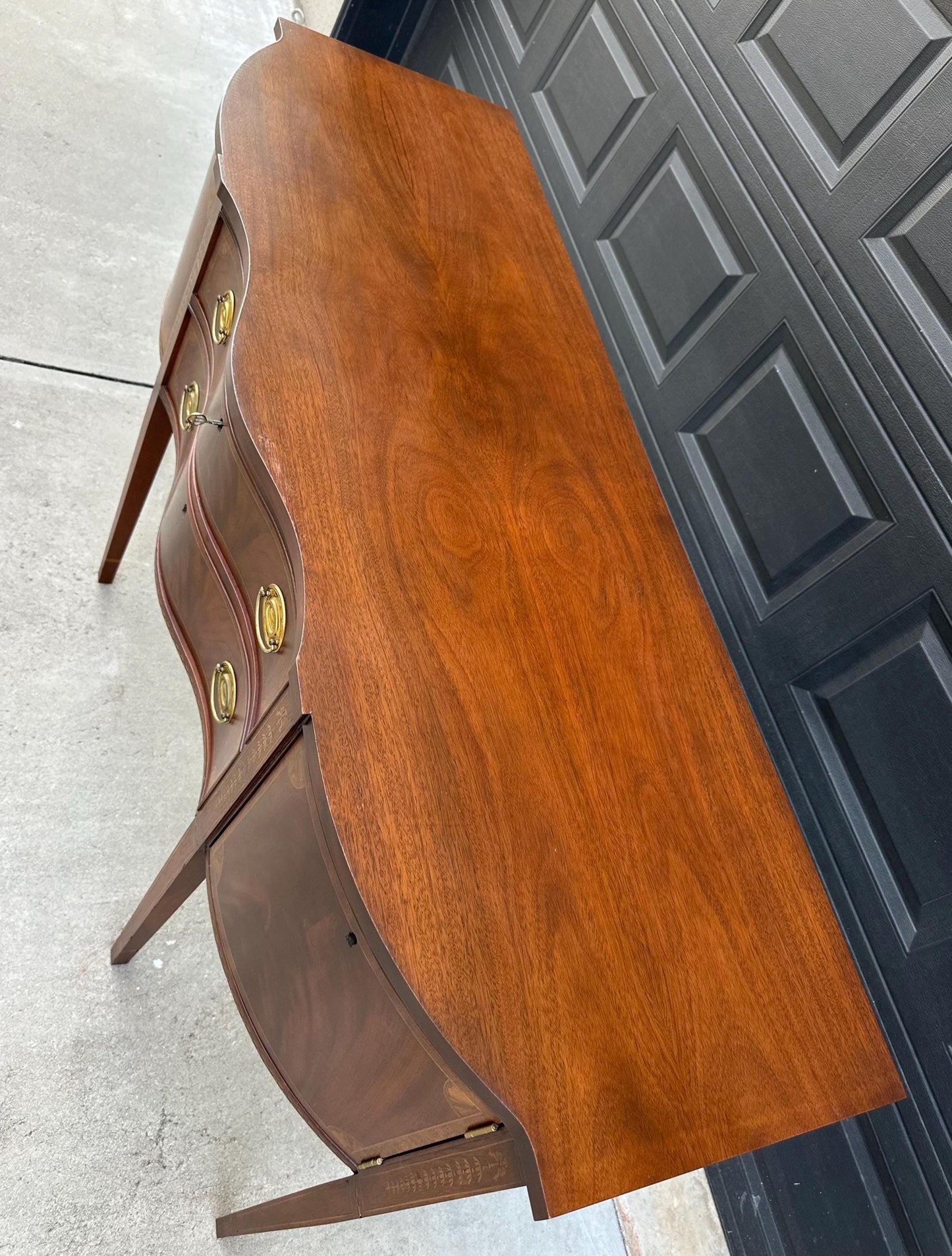 Vintage Mid 1900's Sheraton Serpentine Front Councill Craftsmen Inlaid Mahogany Buffet Console Table