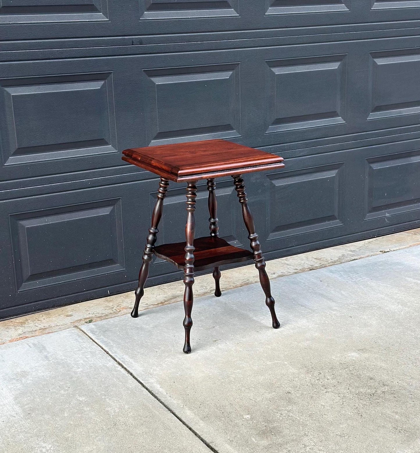 Antique Early 1900's Solid Wood Spindle Leg Mahogany Accent Table