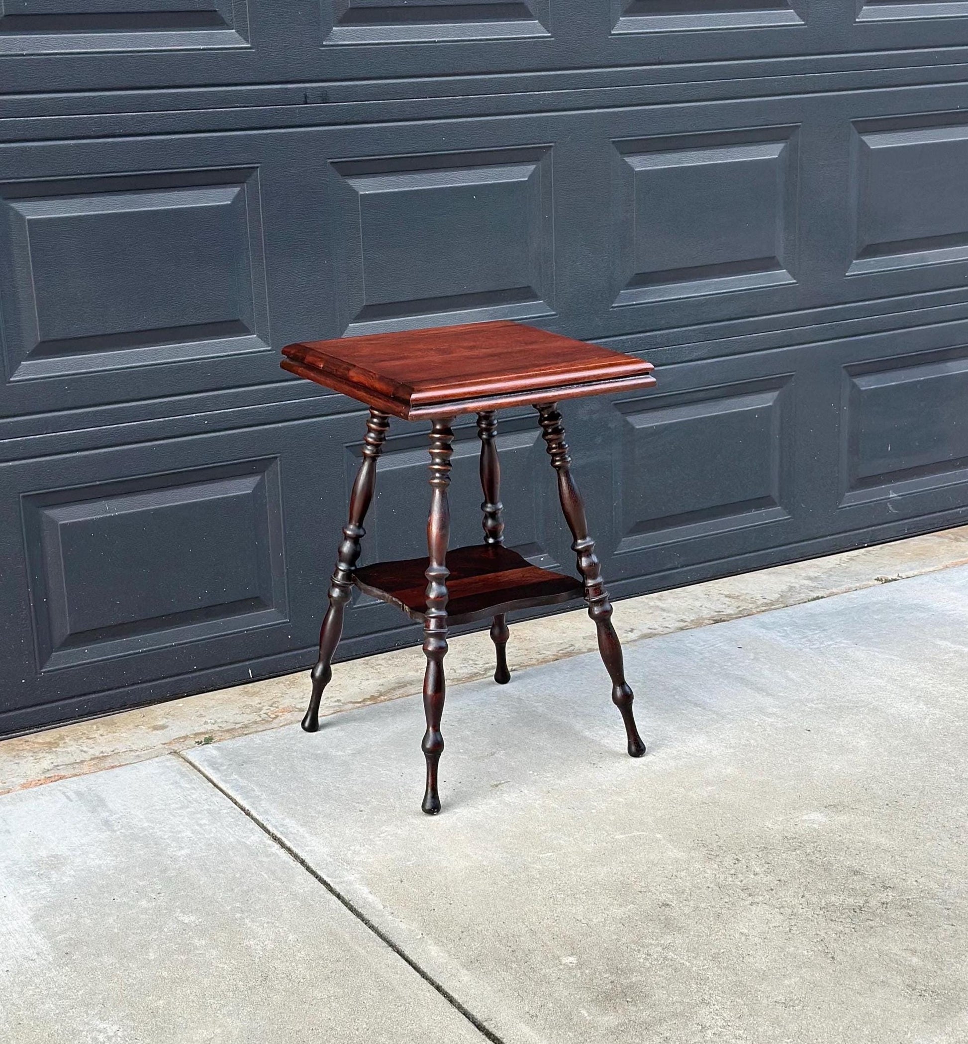 Antique Early 1900's Solid Wood Spindle Leg Mahogany Accent Table