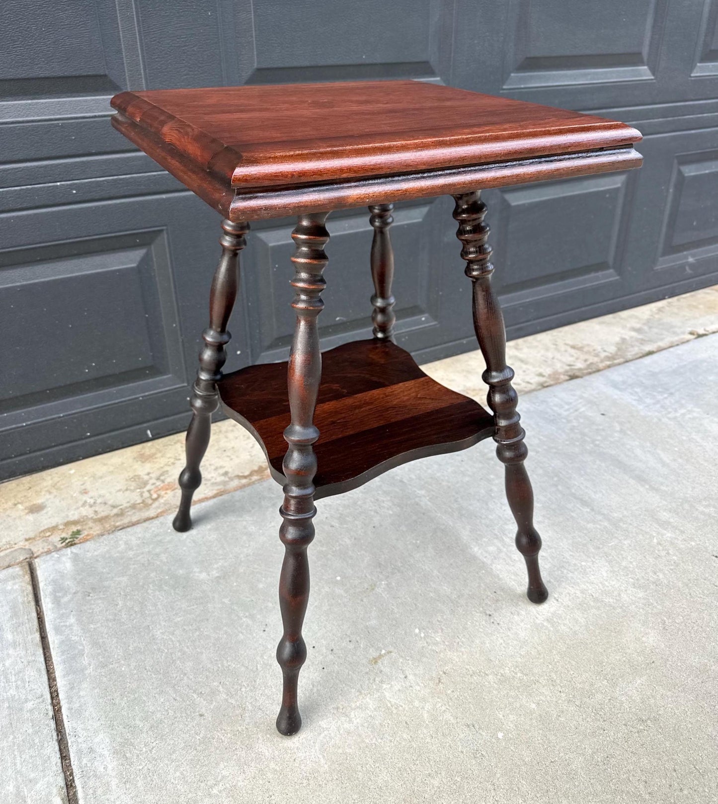 Antique Early 1900's Solid Wood Spindle Leg Mahogany Accent Table