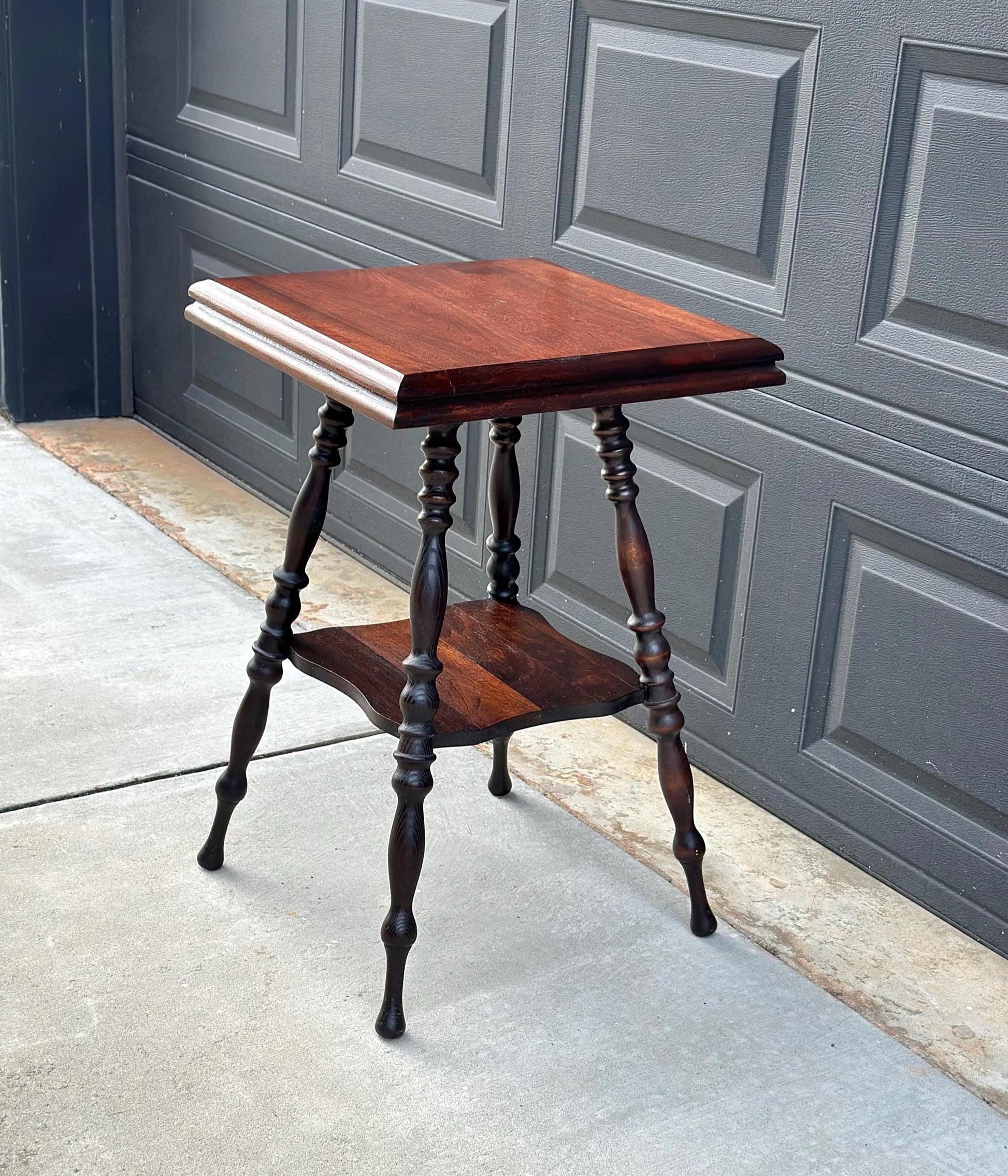 Antique Early 1900's Solid Wood Spindle Leg Mahogany Accent Table