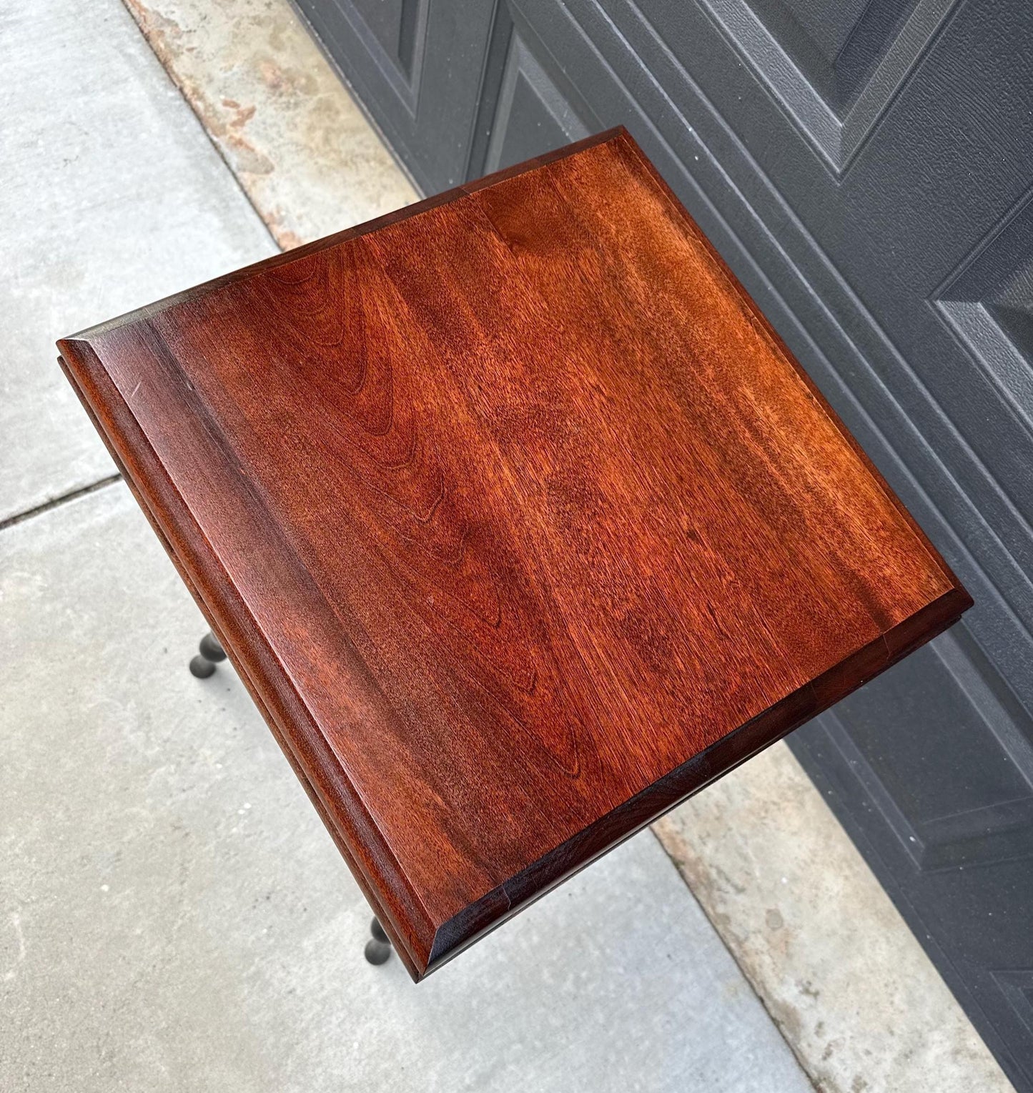 Antique Early 1900's Solid Wood Spindle Leg Mahogany Accent Table