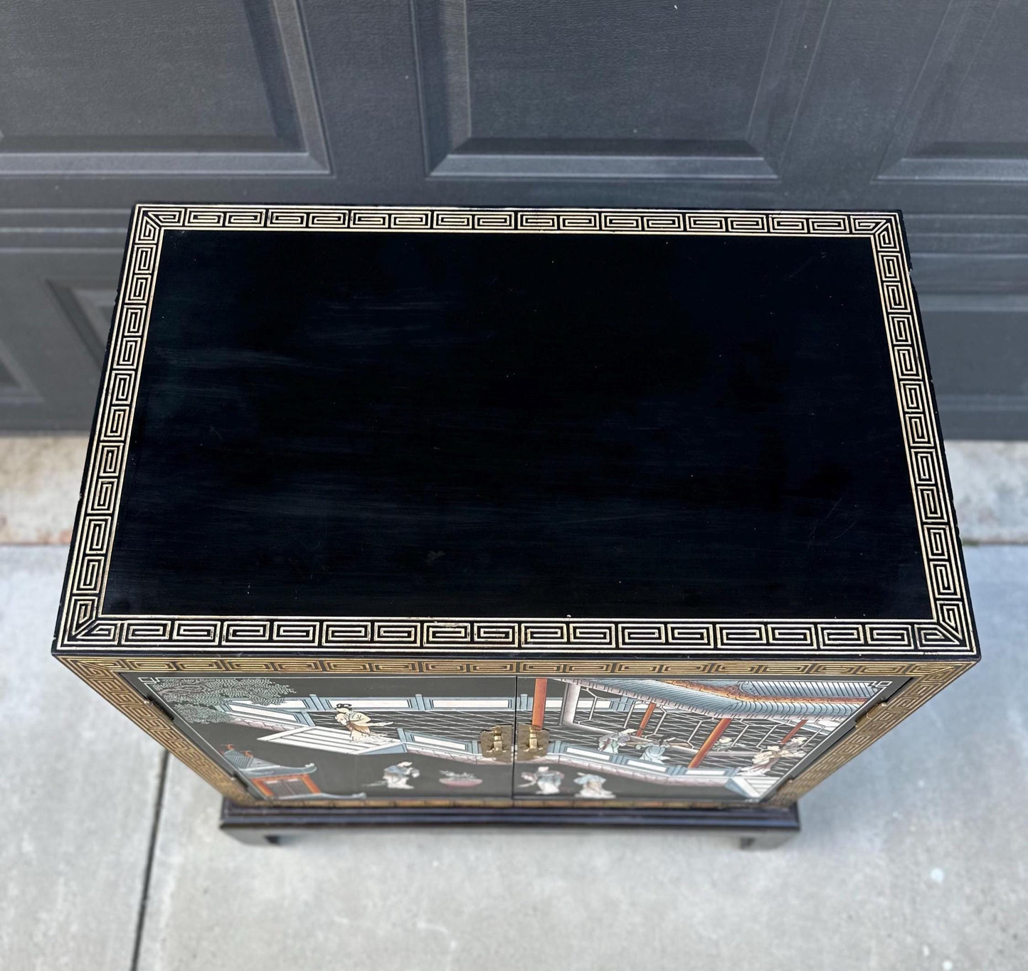 Vintage Mid 1900's Large Hand Painted Oriental Raised Storage Chest