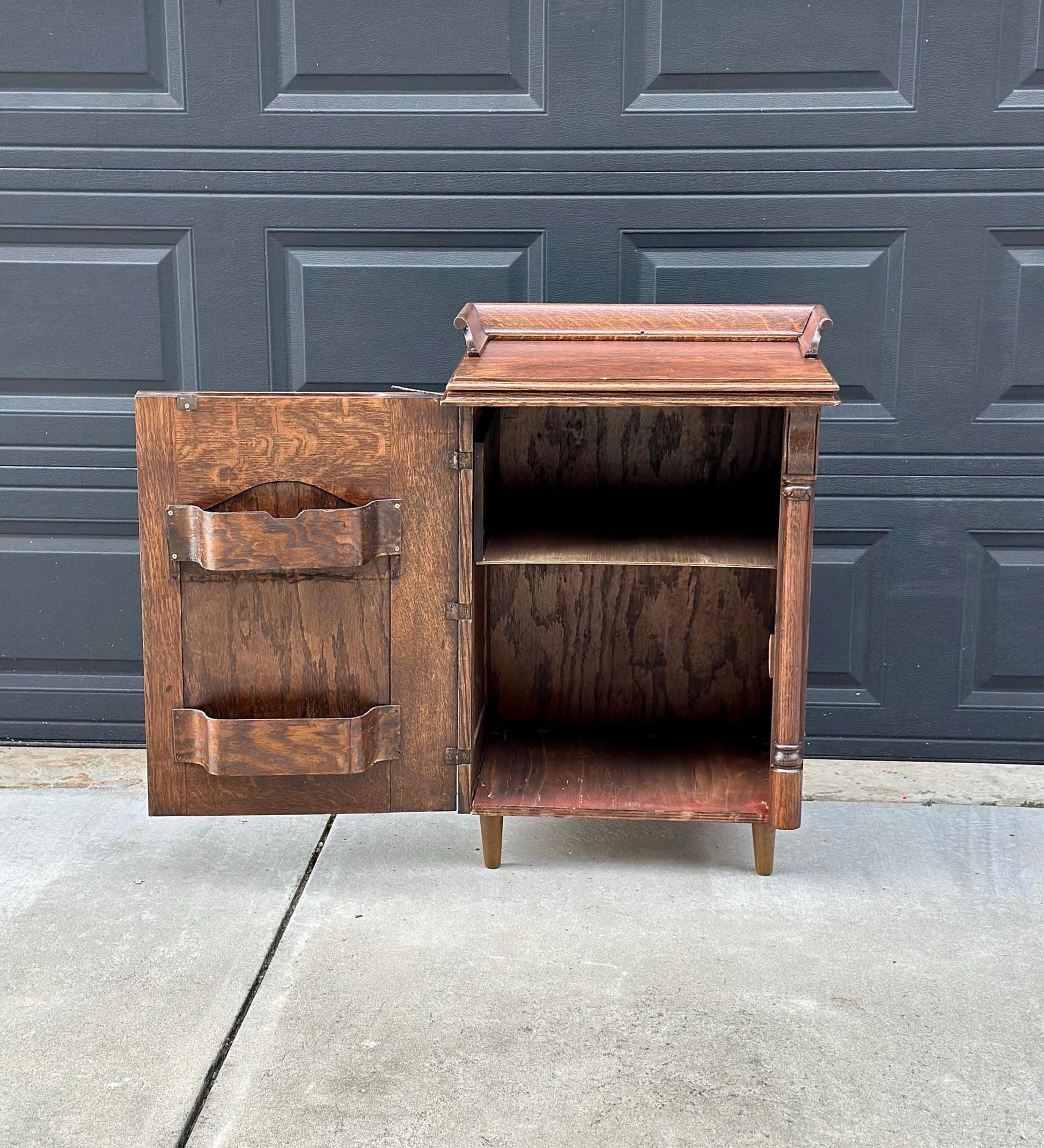 Antique Late 1800's Quarter Sawn Oak Carved Accent Cabinet