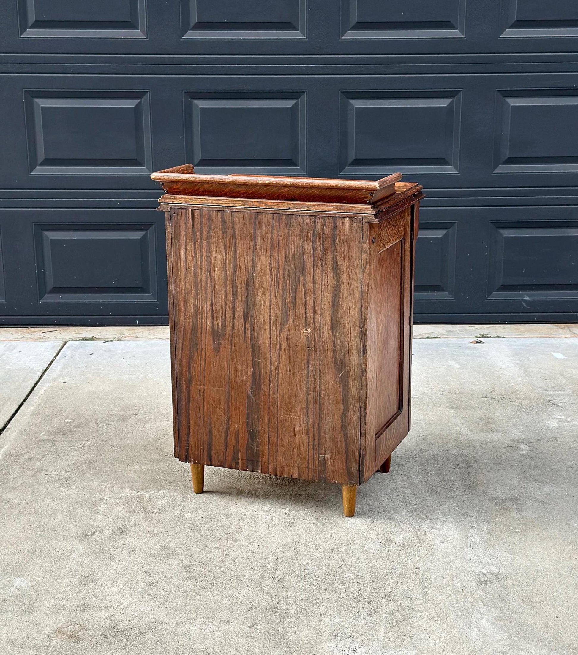 Antique Late 1800's Quarter Sawn Oak Carved Accent Cabinet