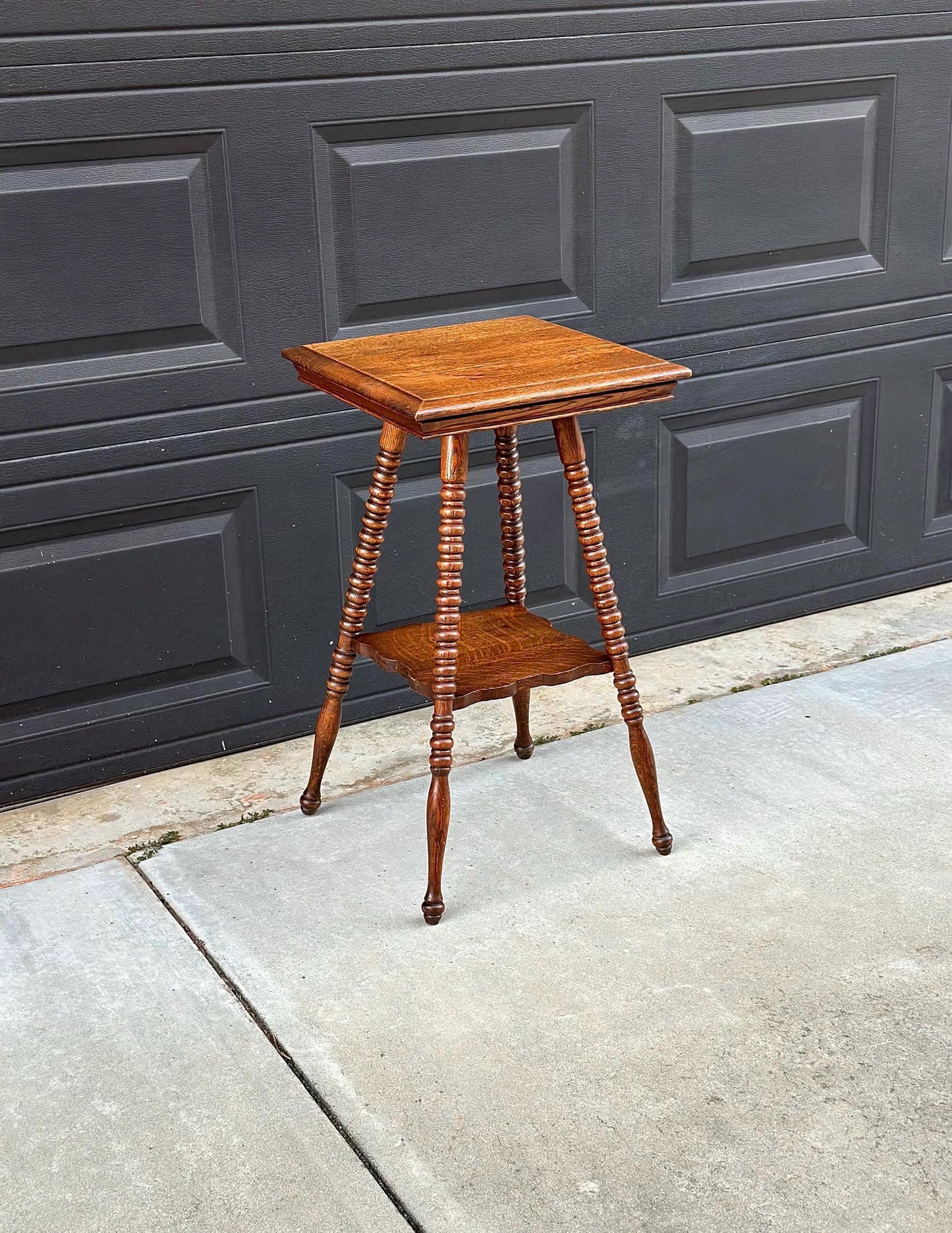 Antique Late 1800's Spindle Leg Solid Wood Quarter Sawn Oak Accent Table