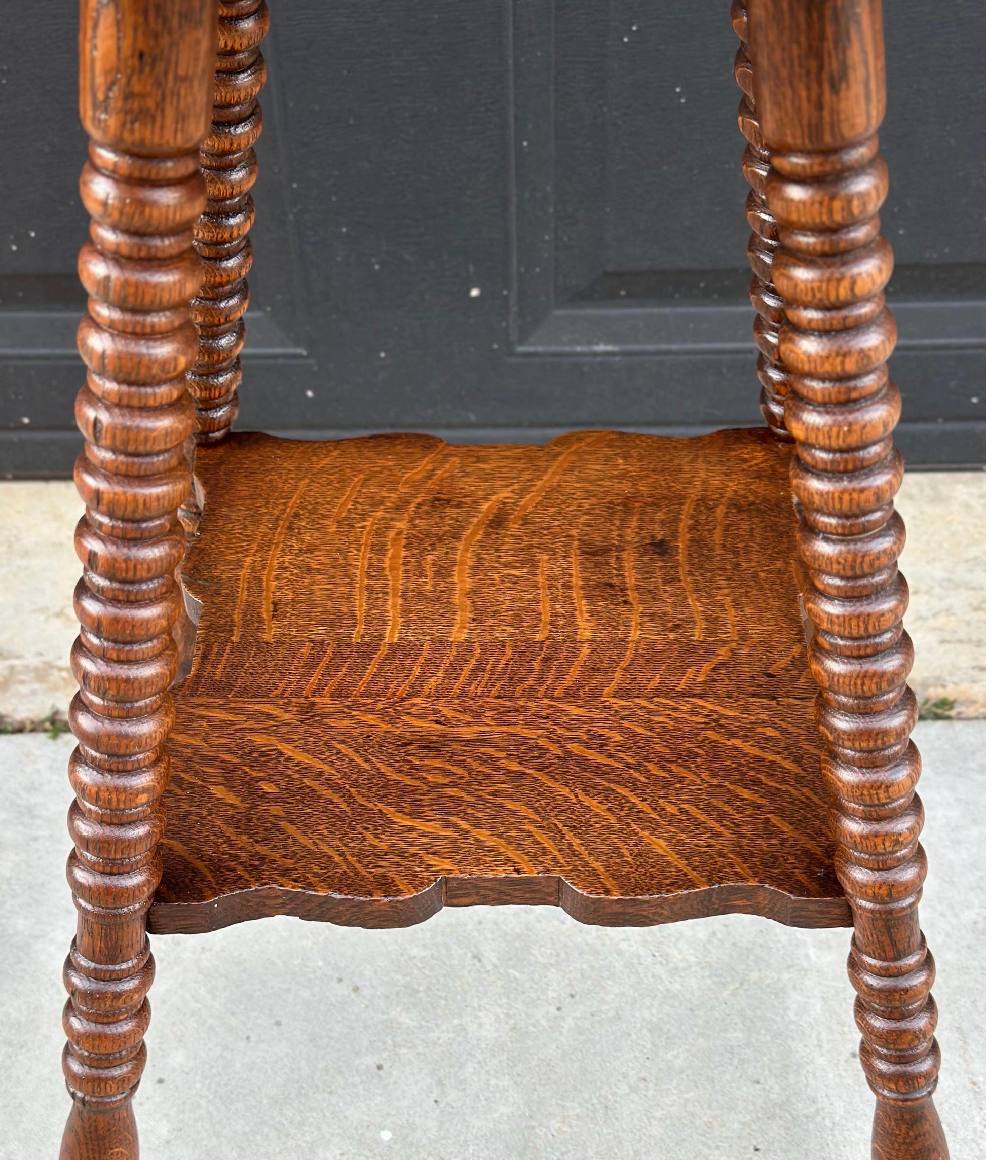Antique Late 1800's Spindle Leg Solid Wood Quarter Sawn Oak Accent Table
