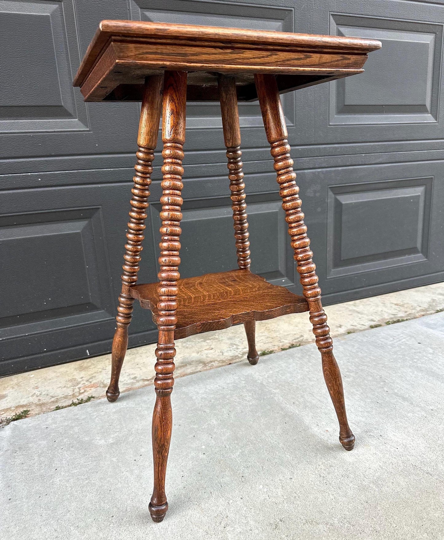 Antique Late 1800's Spindle Leg Solid Wood Quarter Sawn Oak Accent Table