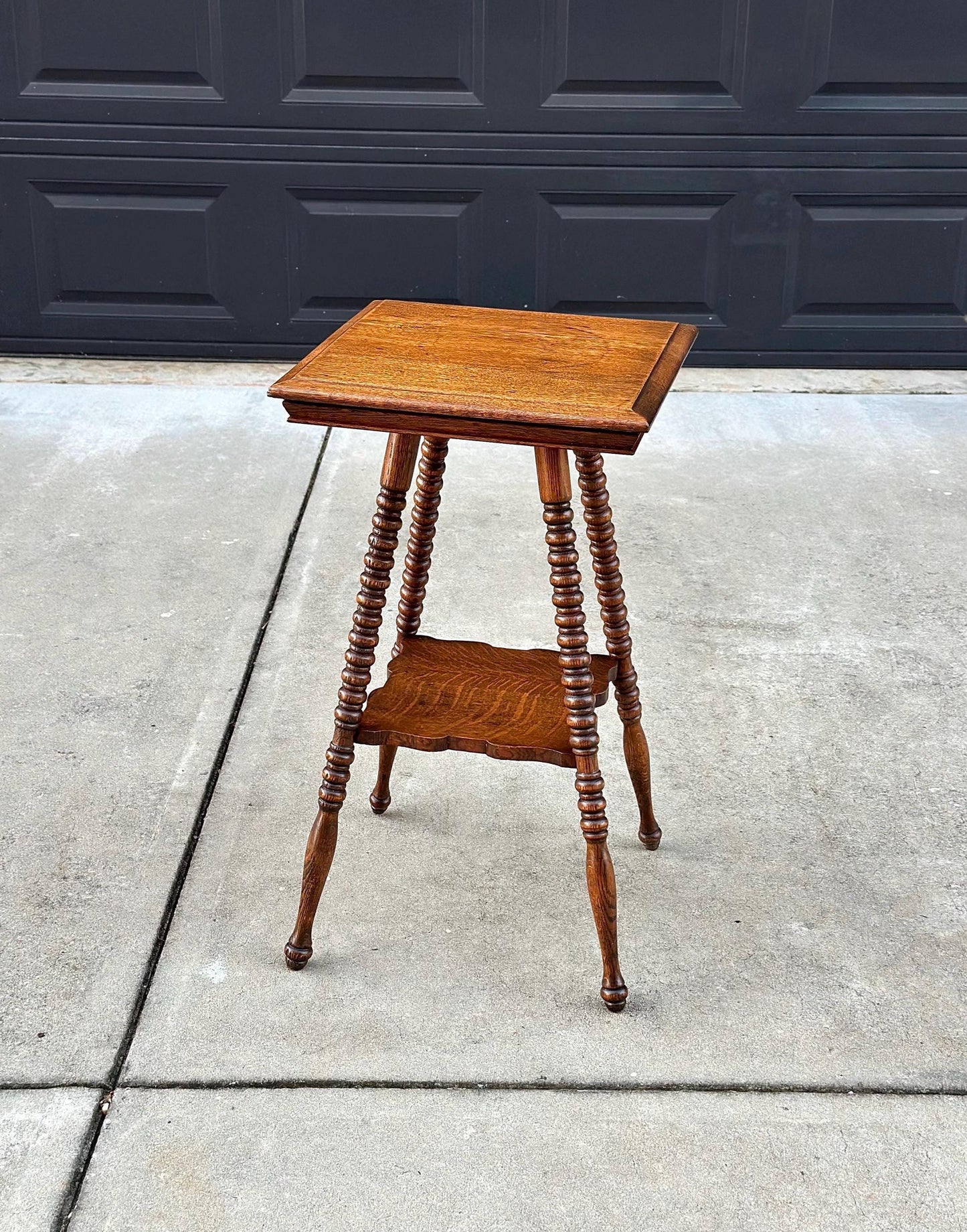 Antique Late 1800's Spindle Leg Solid Wood Quarter Sawn Oak Accent Table
