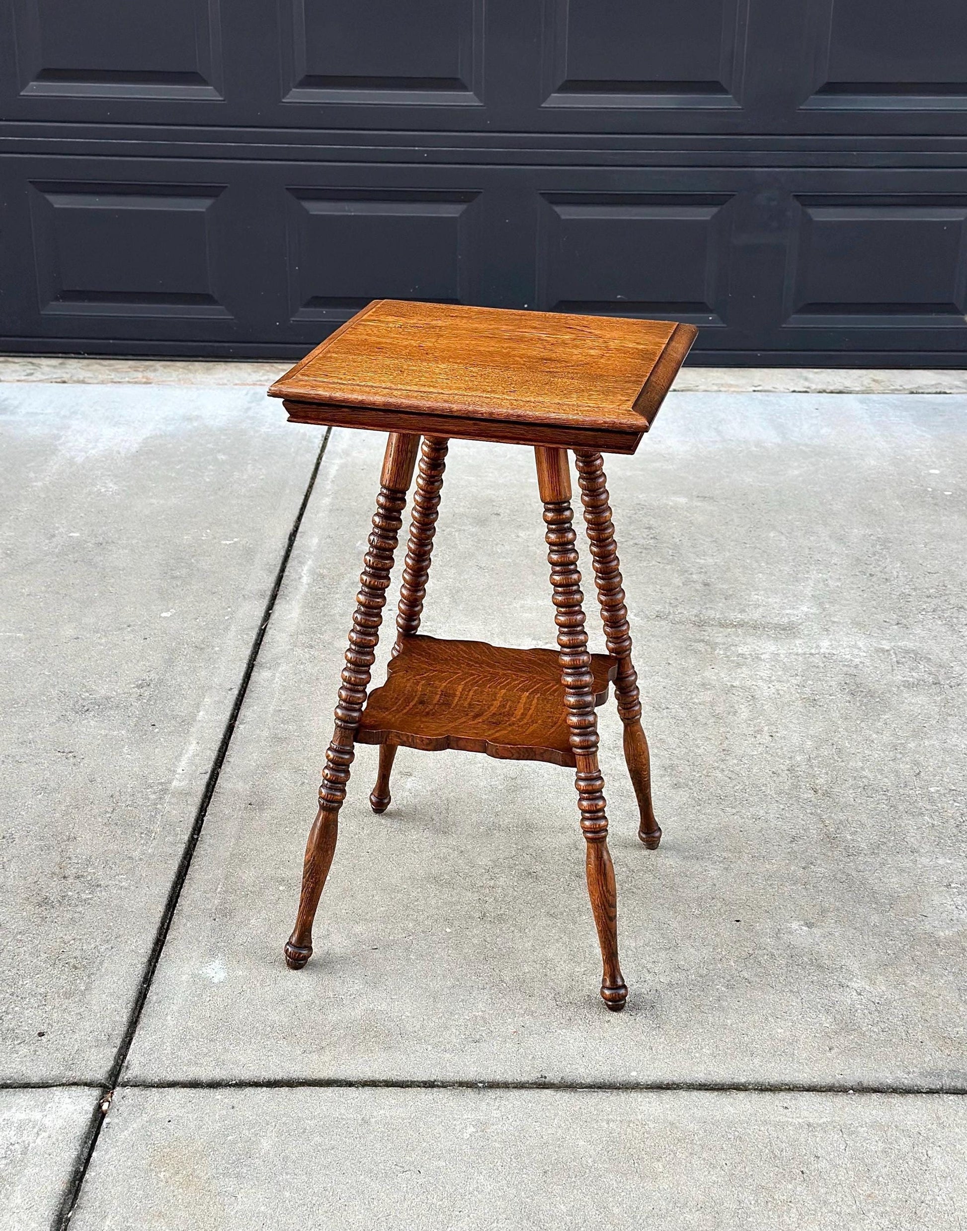 Antique Late 1800's Spindle Leg Solid Wood Quarter Sawn Oak Accent Table
