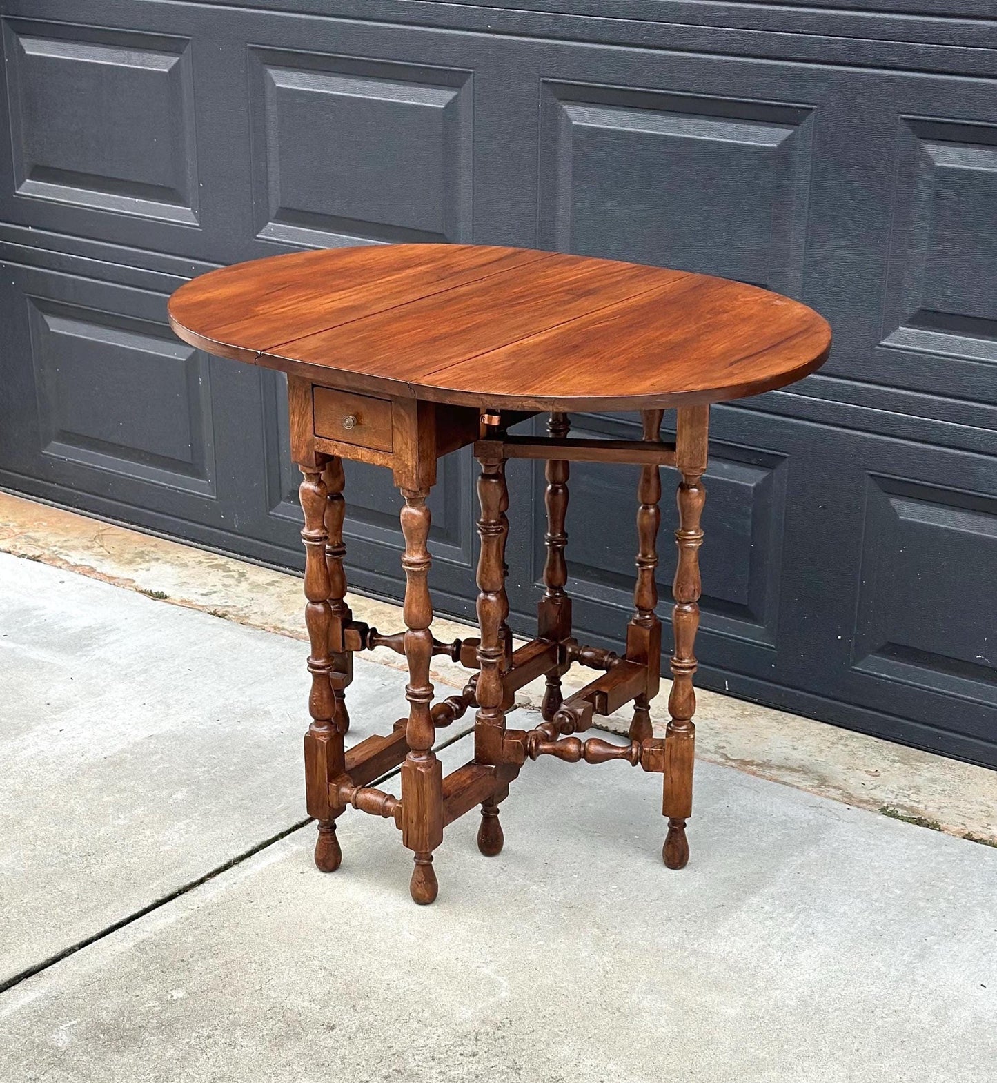 Antique Early 1900's Solid Wood Spindle Leg Cherry Drop Leaf Table with Drawer