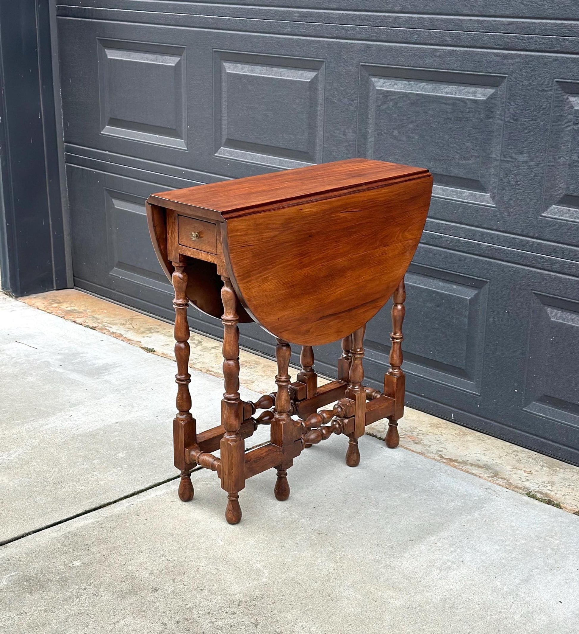 Antique Early 1900's Solid Wood Spindle Leg Cherry Drop Leaf Table with Drawer