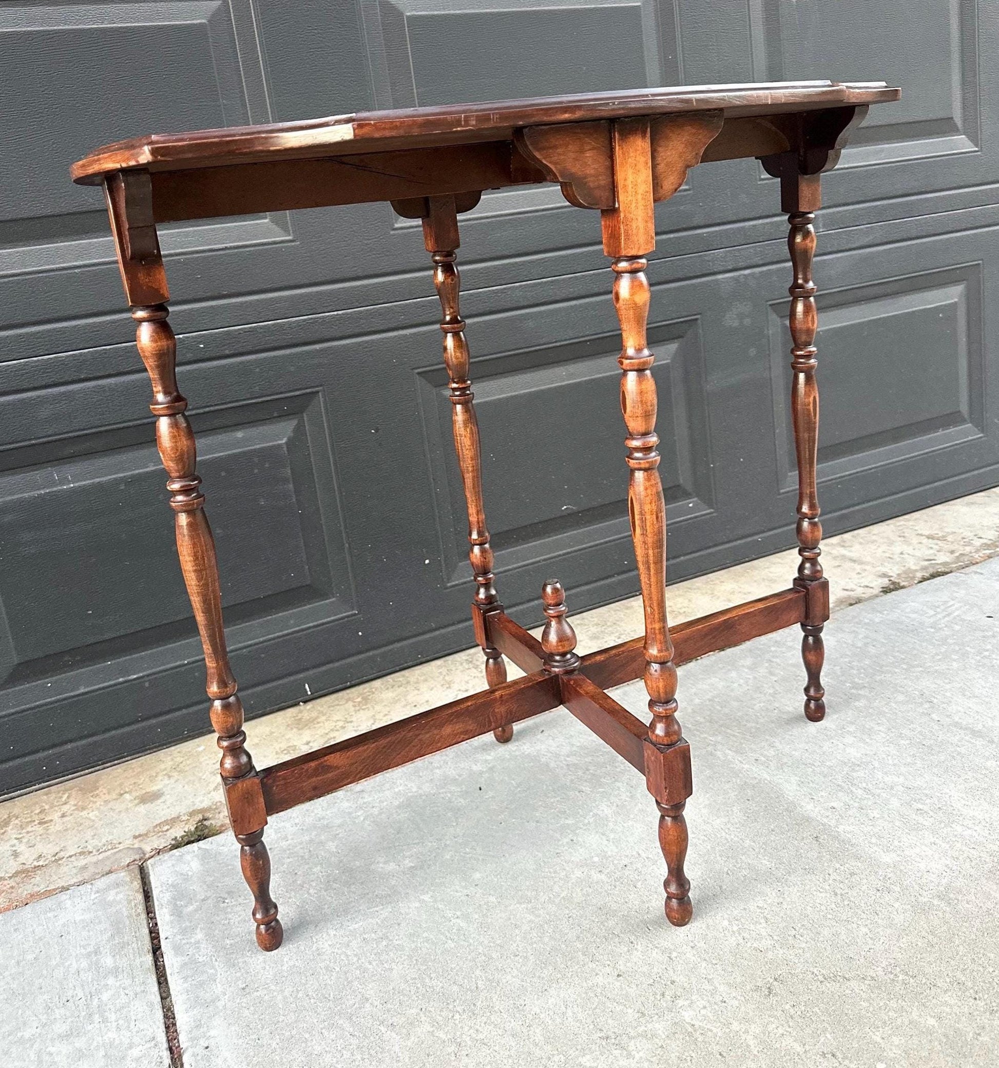 Antique Early 1900's Solid Wood Spindle Leg Foyer Entry Table