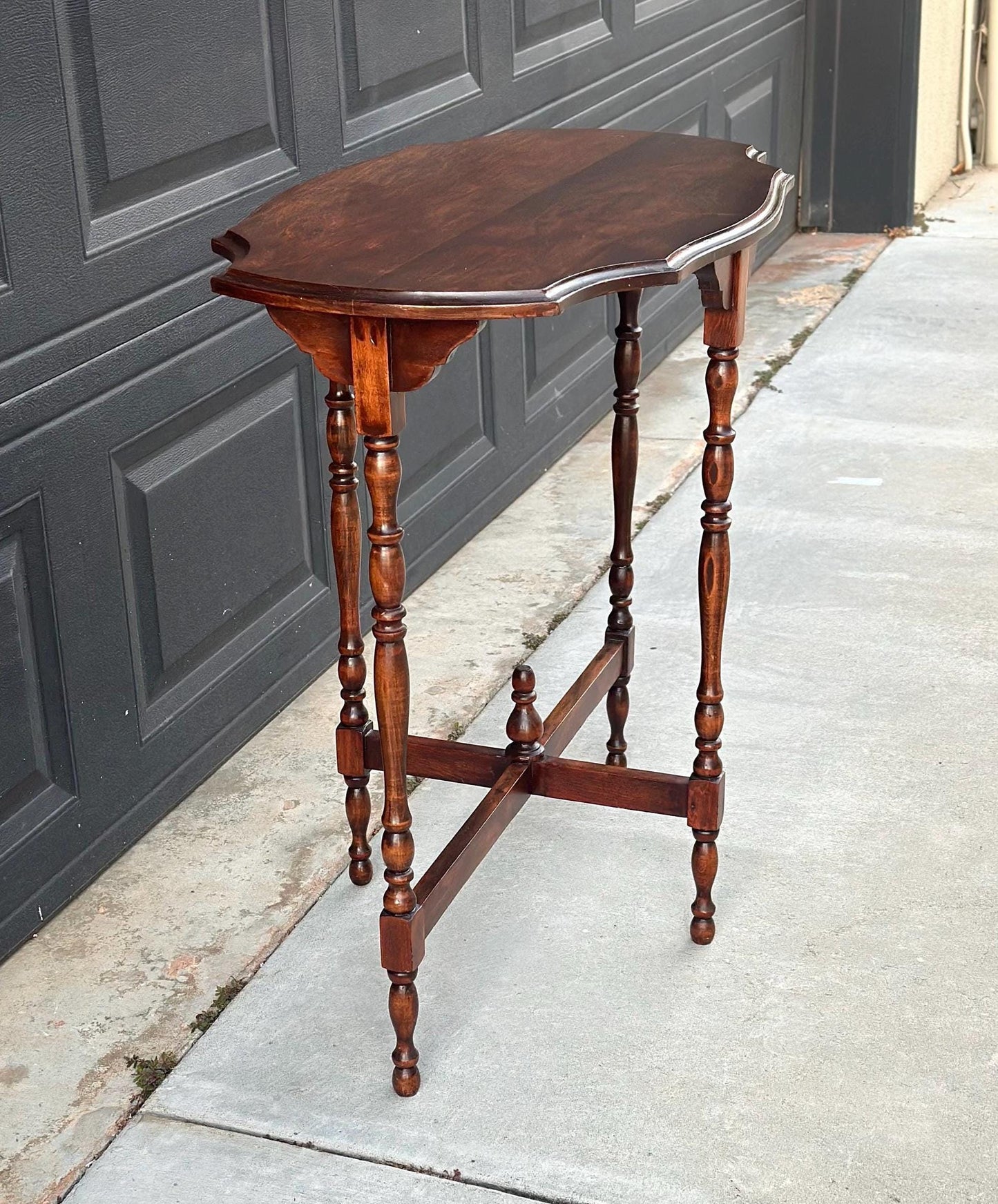 Antique Early 1900's Solid Wood Spindle Leg Foyer Entry Table