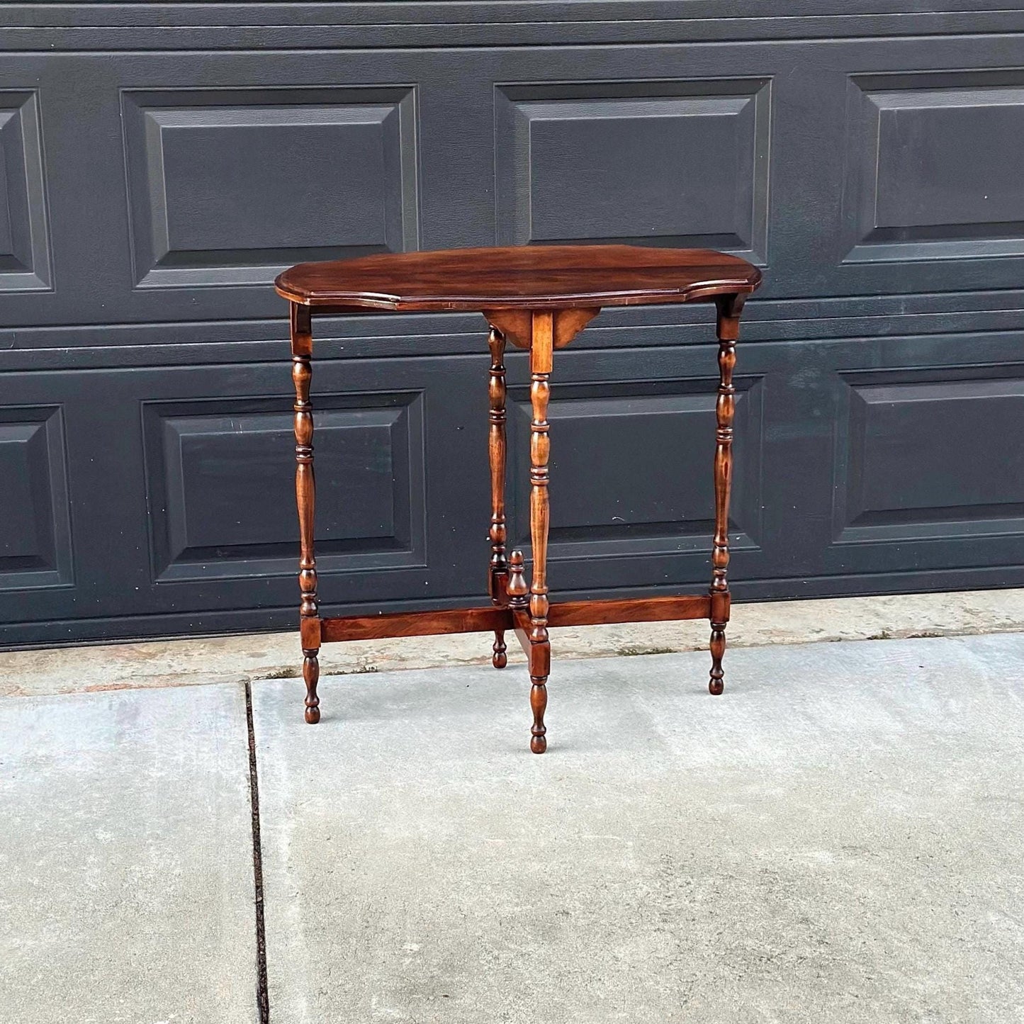 Antique Early 1900's Solid Wood Spindle Leg Foyer Entry Table