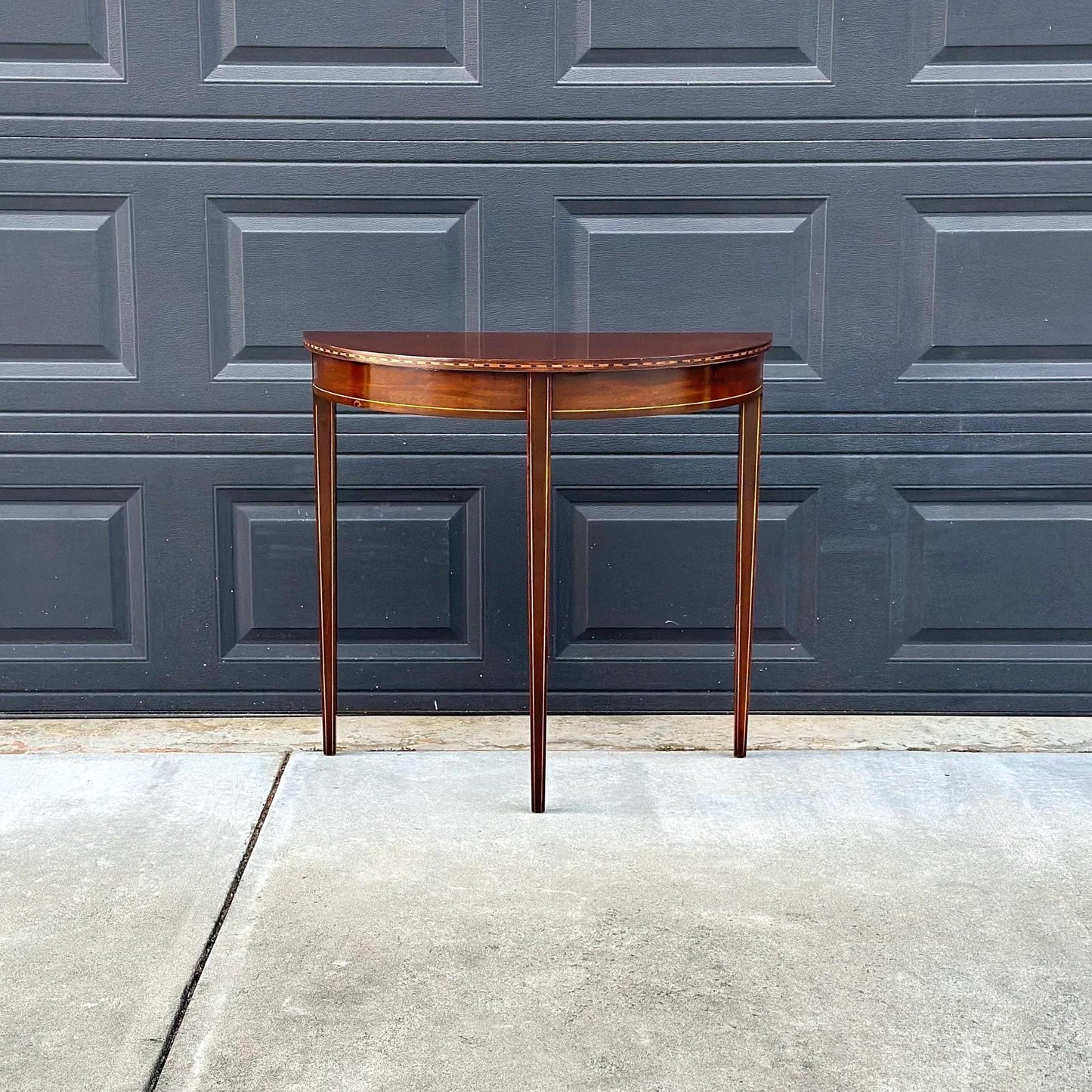 Antique Early 1900's Banded Mahogany Sheraton Demi-Lune Half Round Wood Accent Table