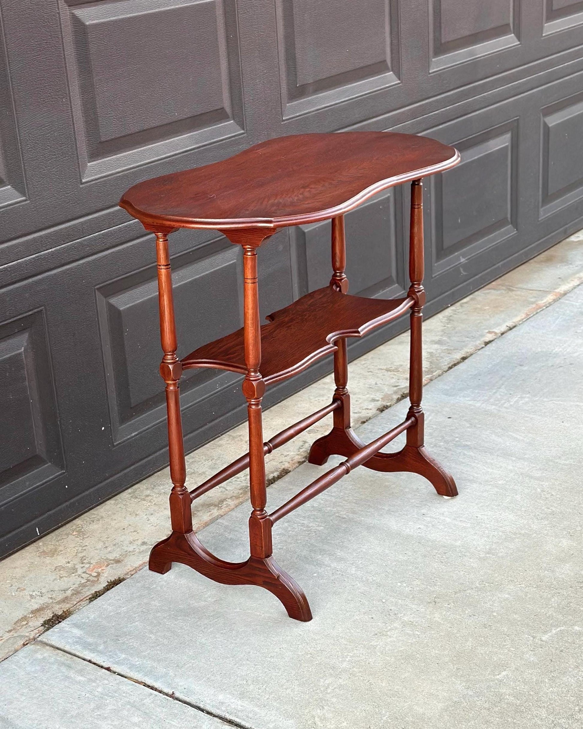 Antique Early 1900's Solid Mahogany Wood Colonial Entry Table