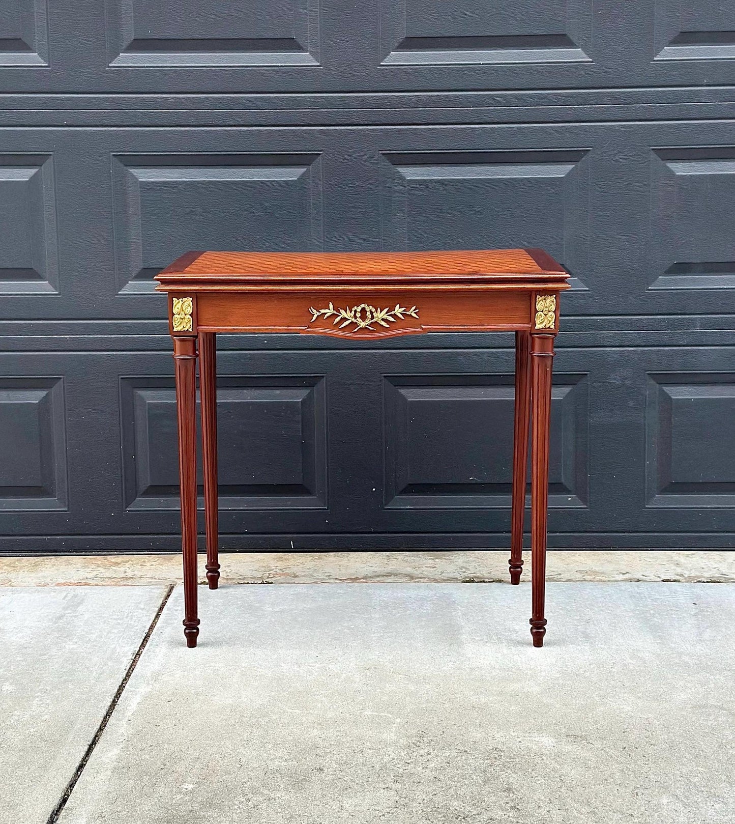 Antique Early 1900's Federal Mahogany Wood Ormolu Accent Game Table