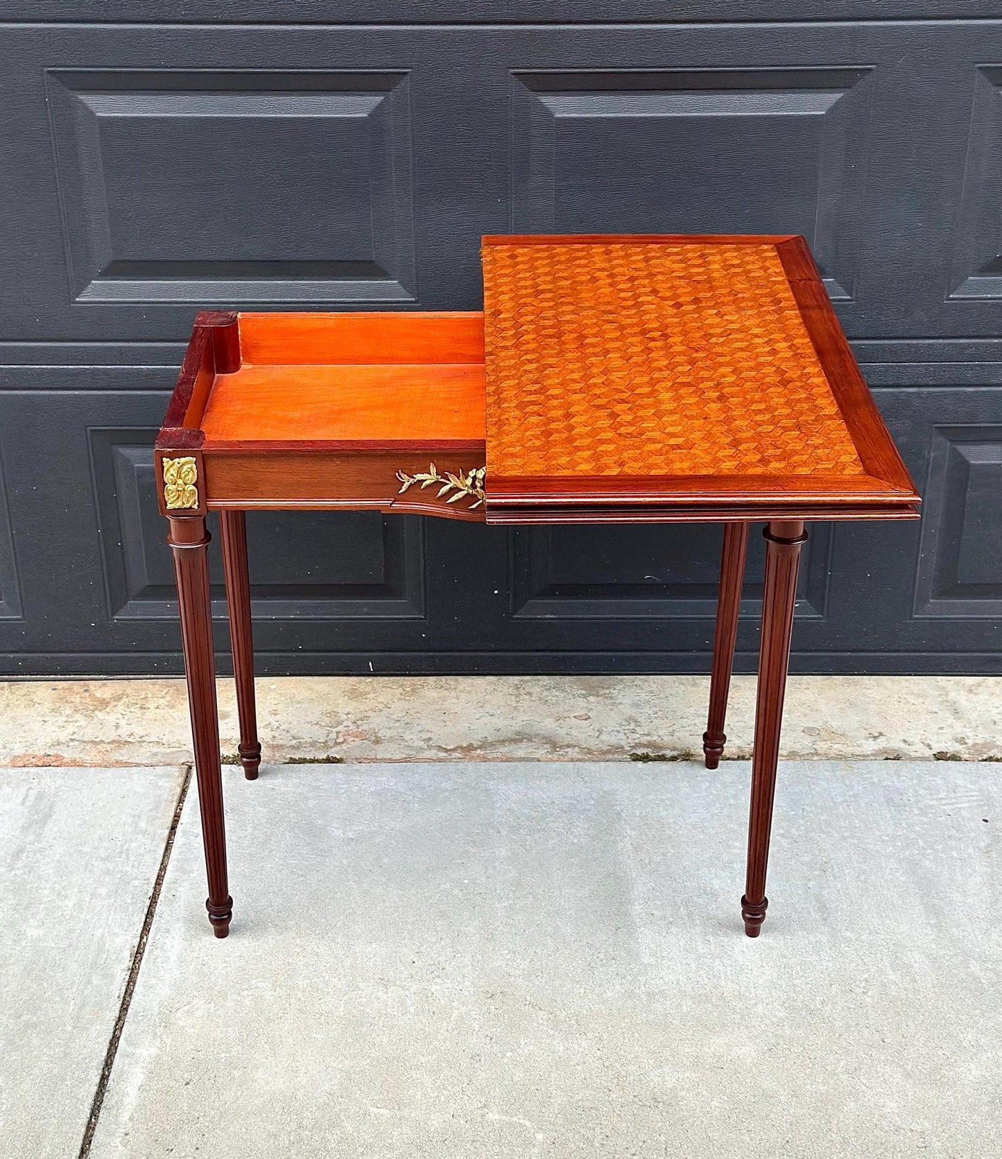 Antique Early 1900's Federal Mahogany Wood Ormolu Accent Game Table