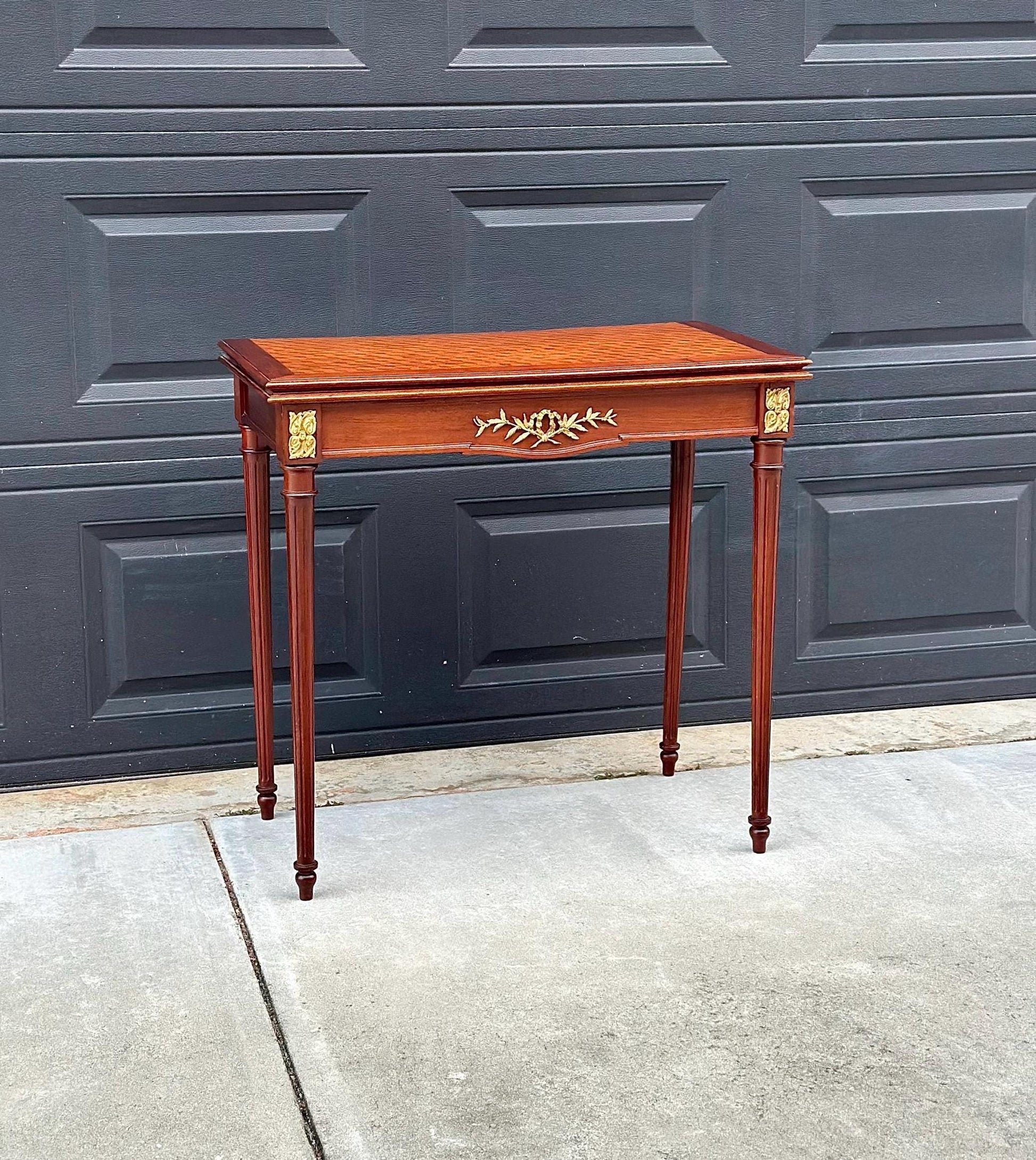 Antique Early 1900's Federal Mahogany Wood Ormolu Accent Game Table