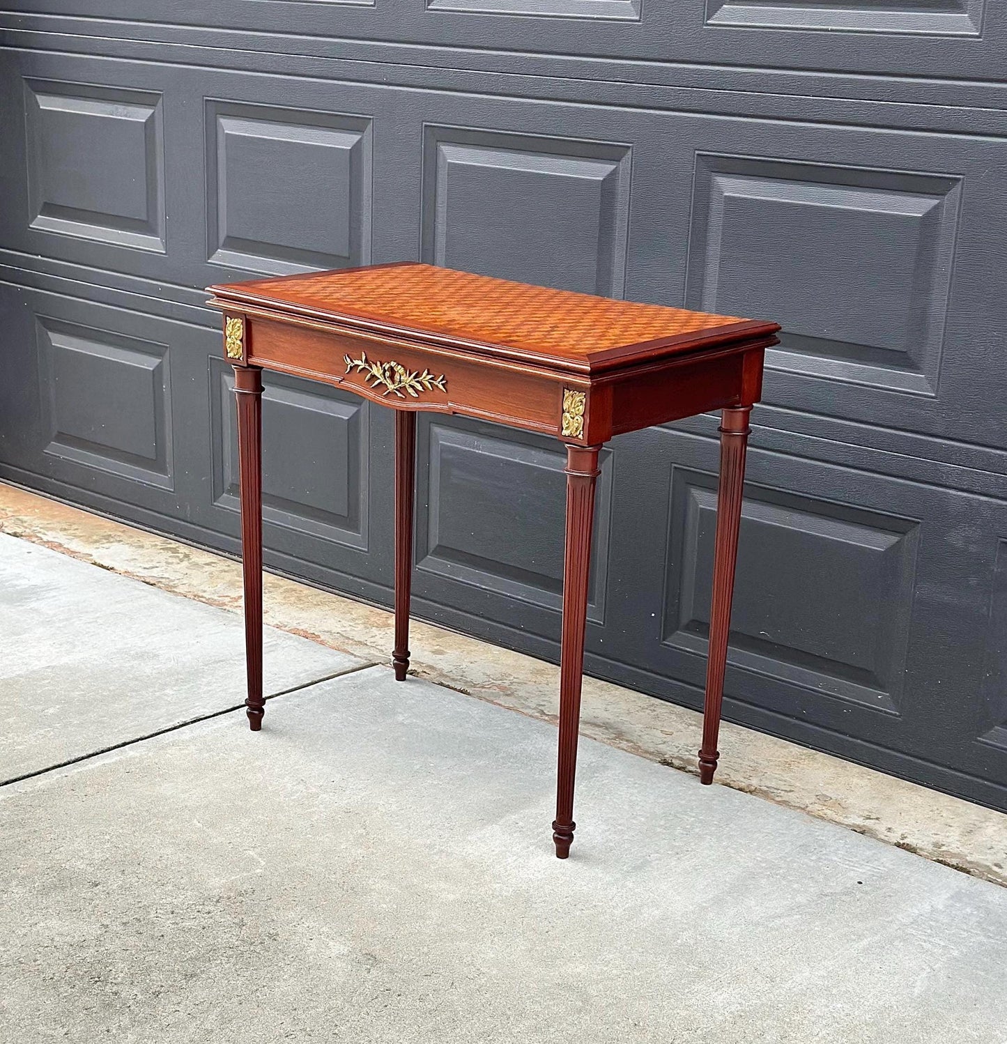 Antique Early 1900's Federal Mahogany Wood Ormolu Accent Game Table