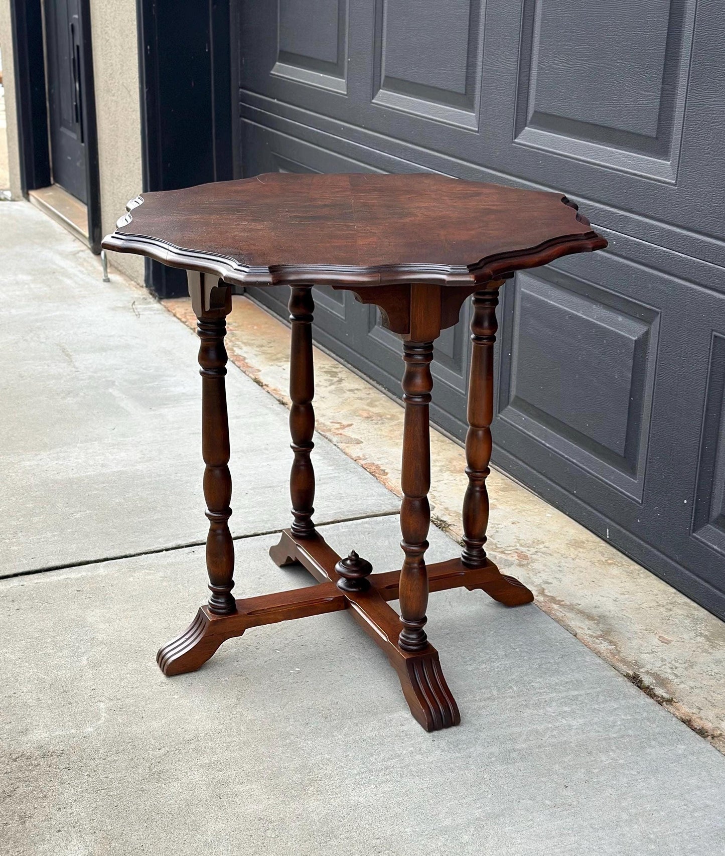 Antique Late 1800's Book-Matched Walnut Edwardian Accent Table