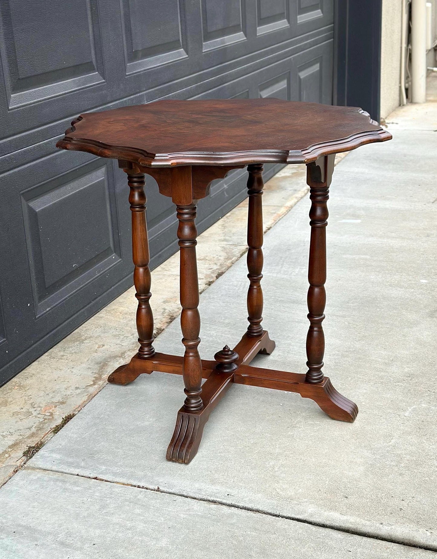 Antique Late 1800's Book-Matched Walnut Edwardian Accent Table