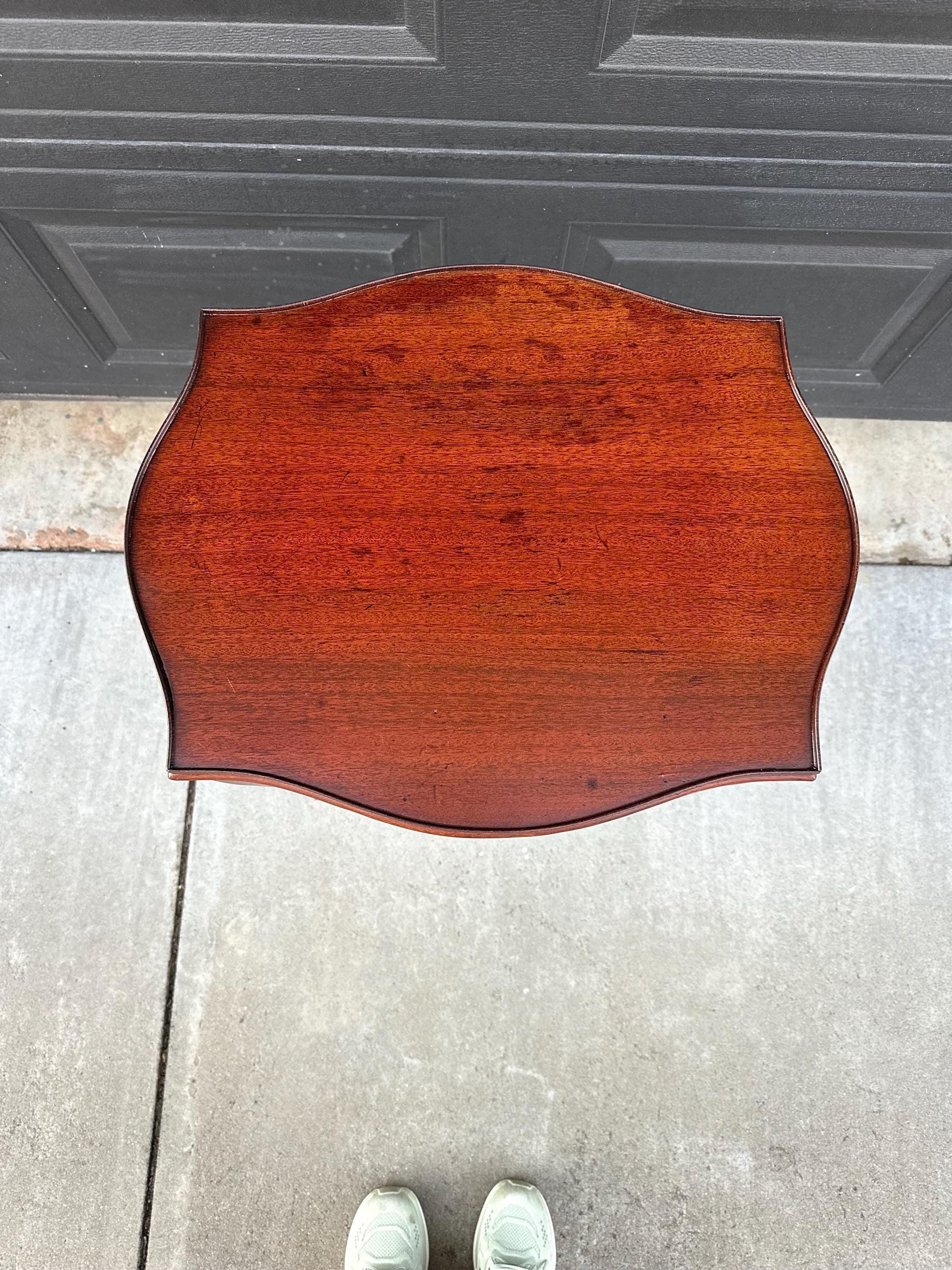 Antique Mid 1900's Hepplewhite Mahogany Stretcher Base Lamp Table