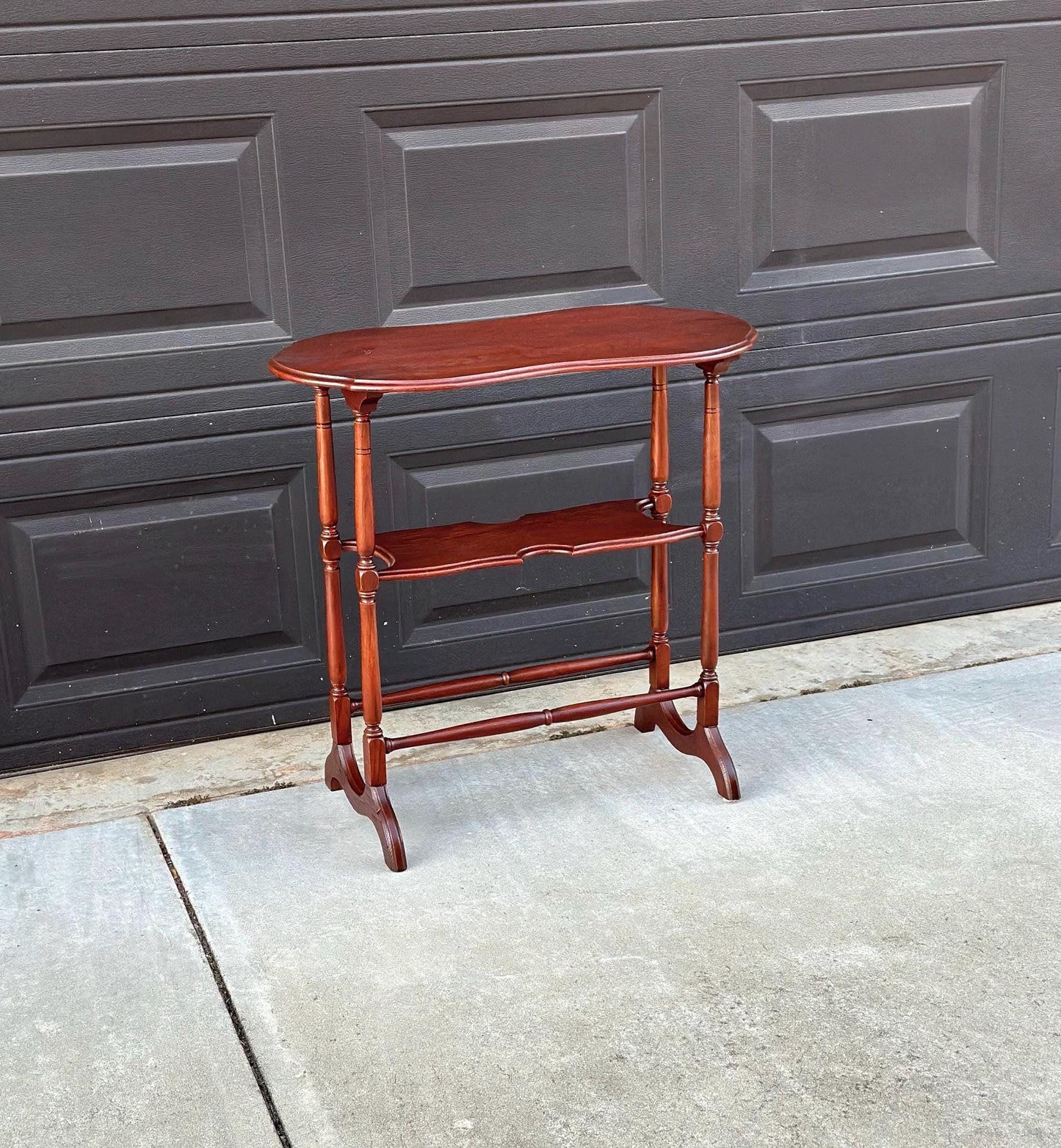 Antique Early 1900's Solid Mahogany Wood Colonial Entry Table