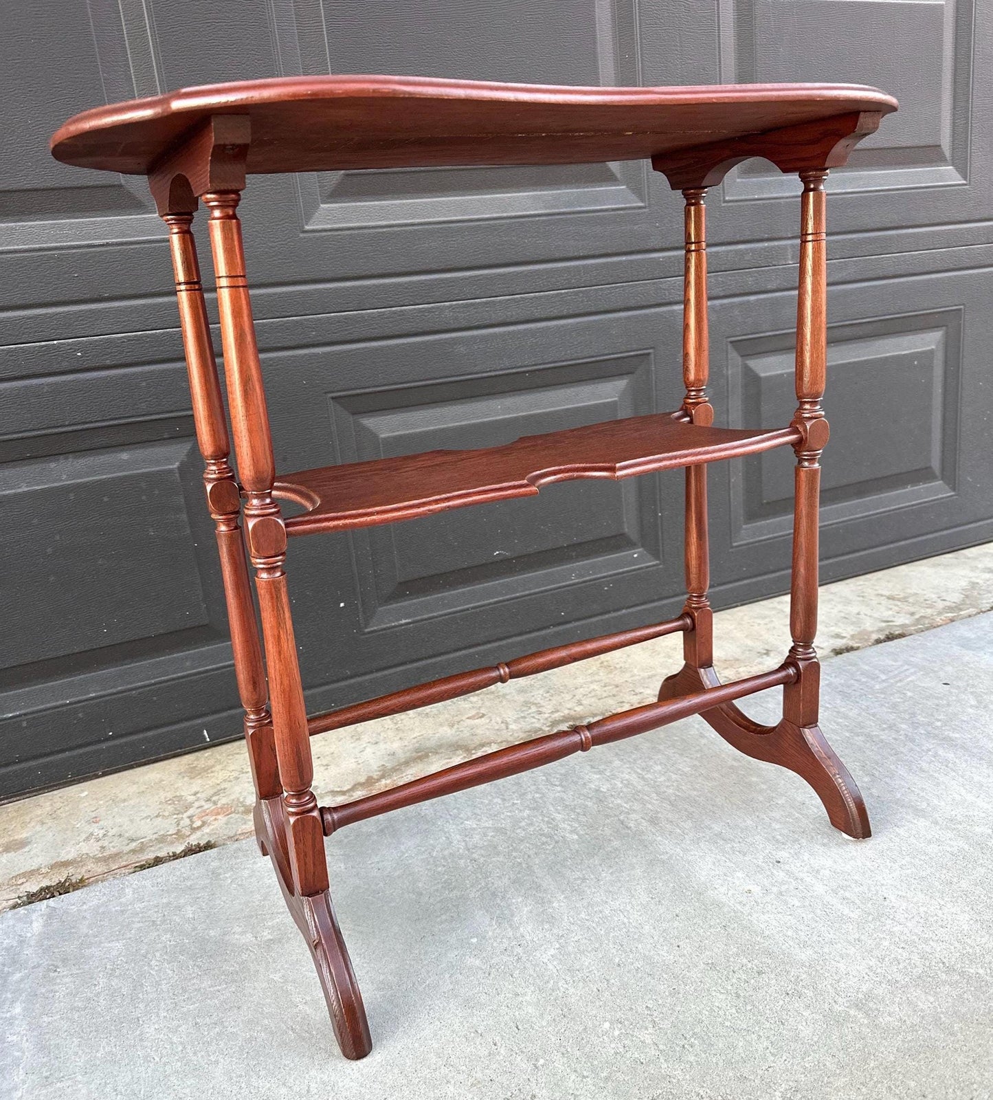 Antique Early 1900's Solid Mahogany Wood Colonial Entry Table