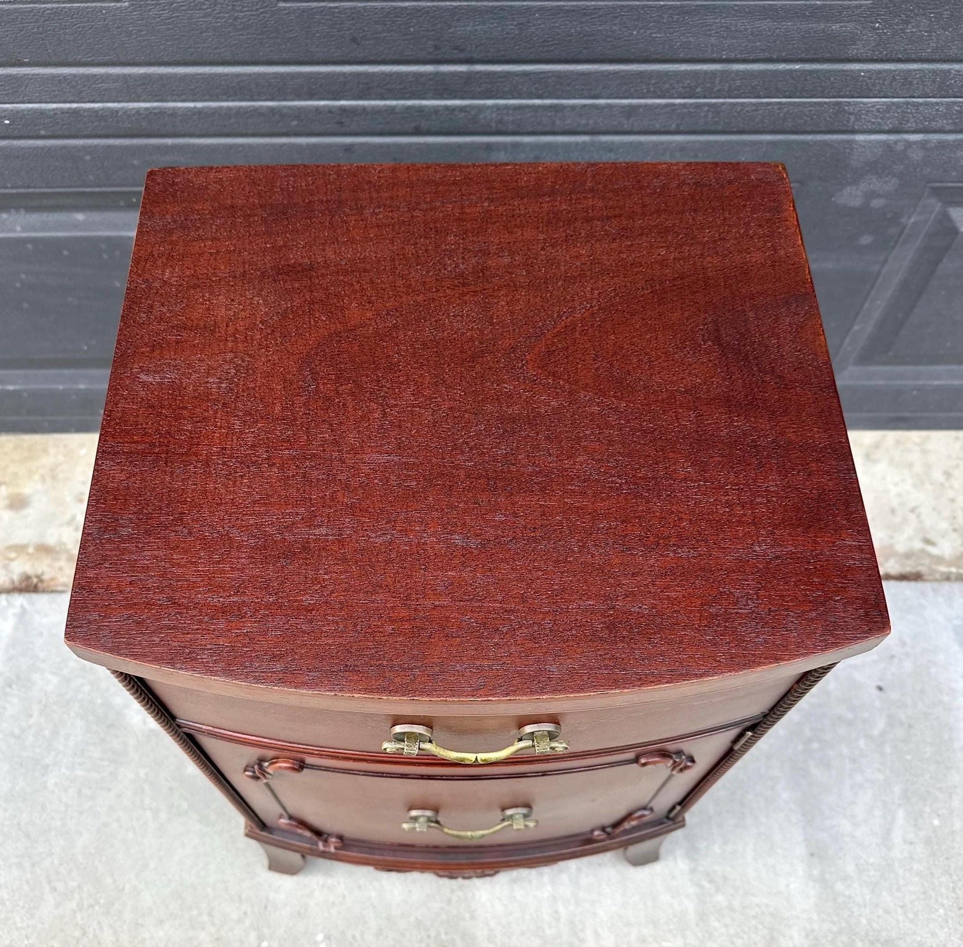Vintage Mid 1900's Classic Mahogany Wood Cabinet Nightstand with Drawer