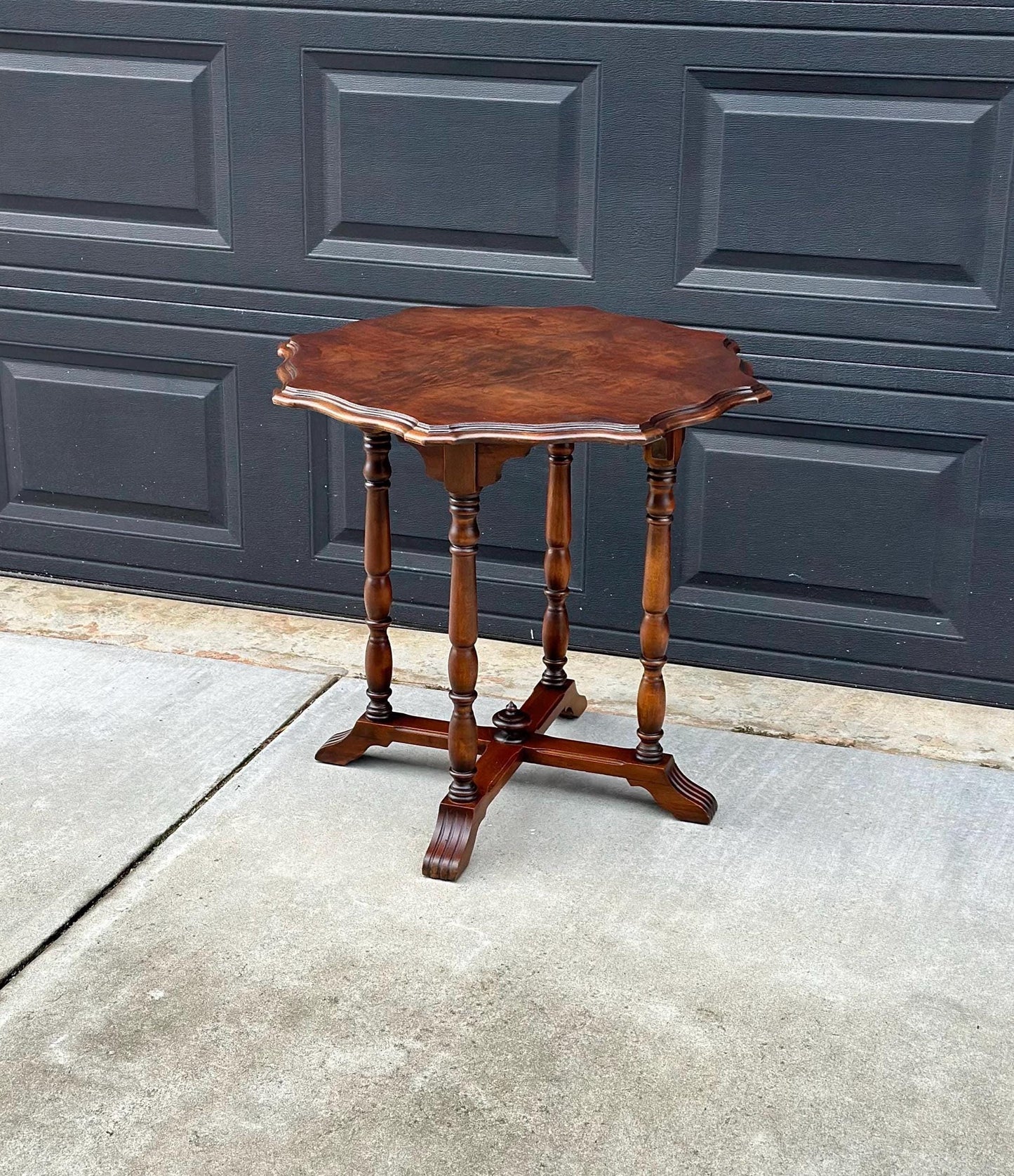 Antique Late 1800's Book-Matched Walnut Edwardian Accent Table