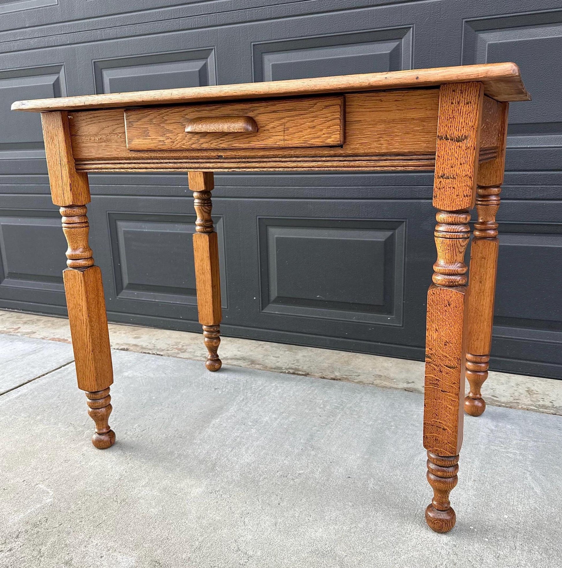 Antique Early 1900's Arts & Crafts Solid Wood Single Drawer Oak Table