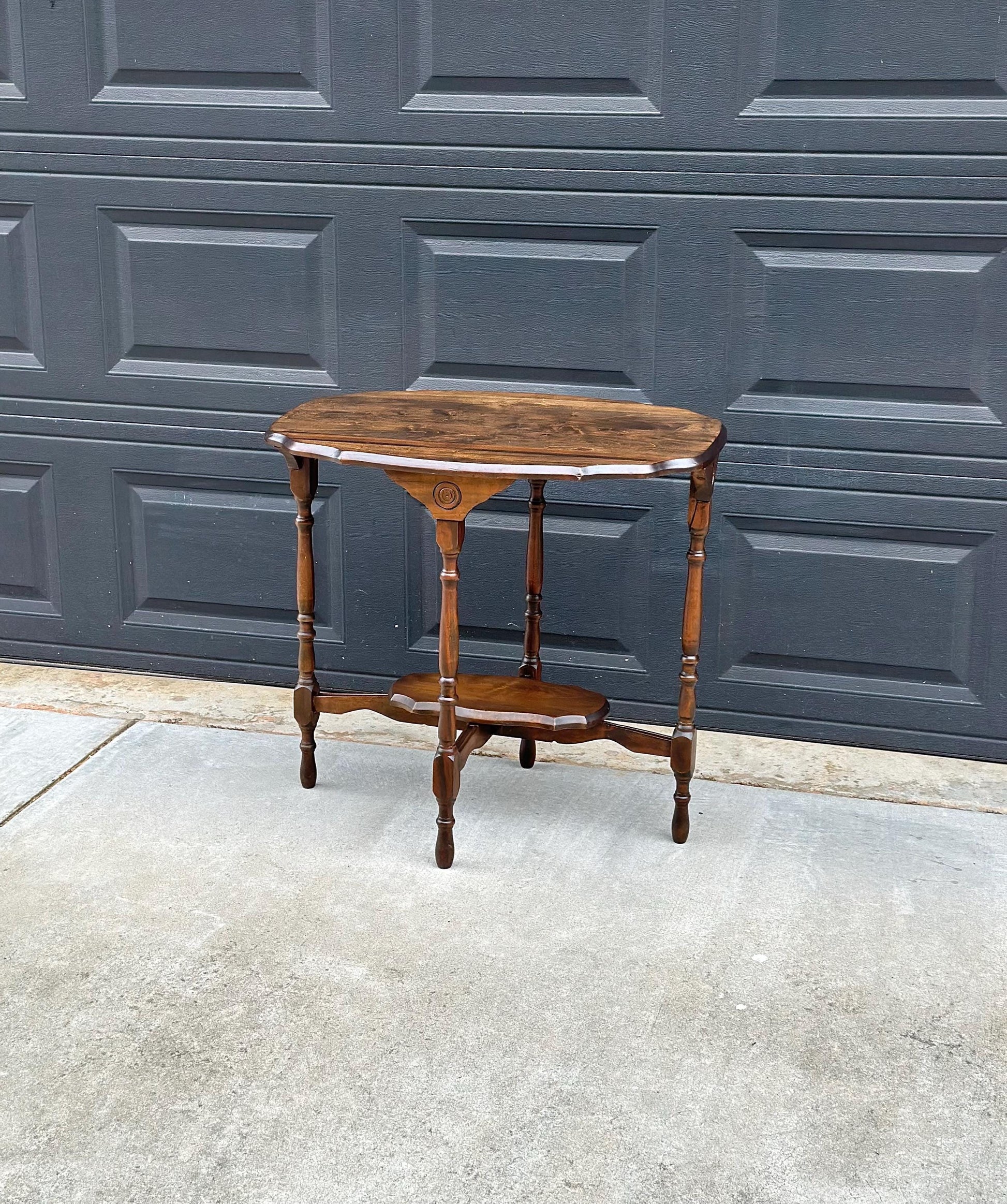 Antique Early 1900's Solid Wood Spindle Leg Walnut Accent Table