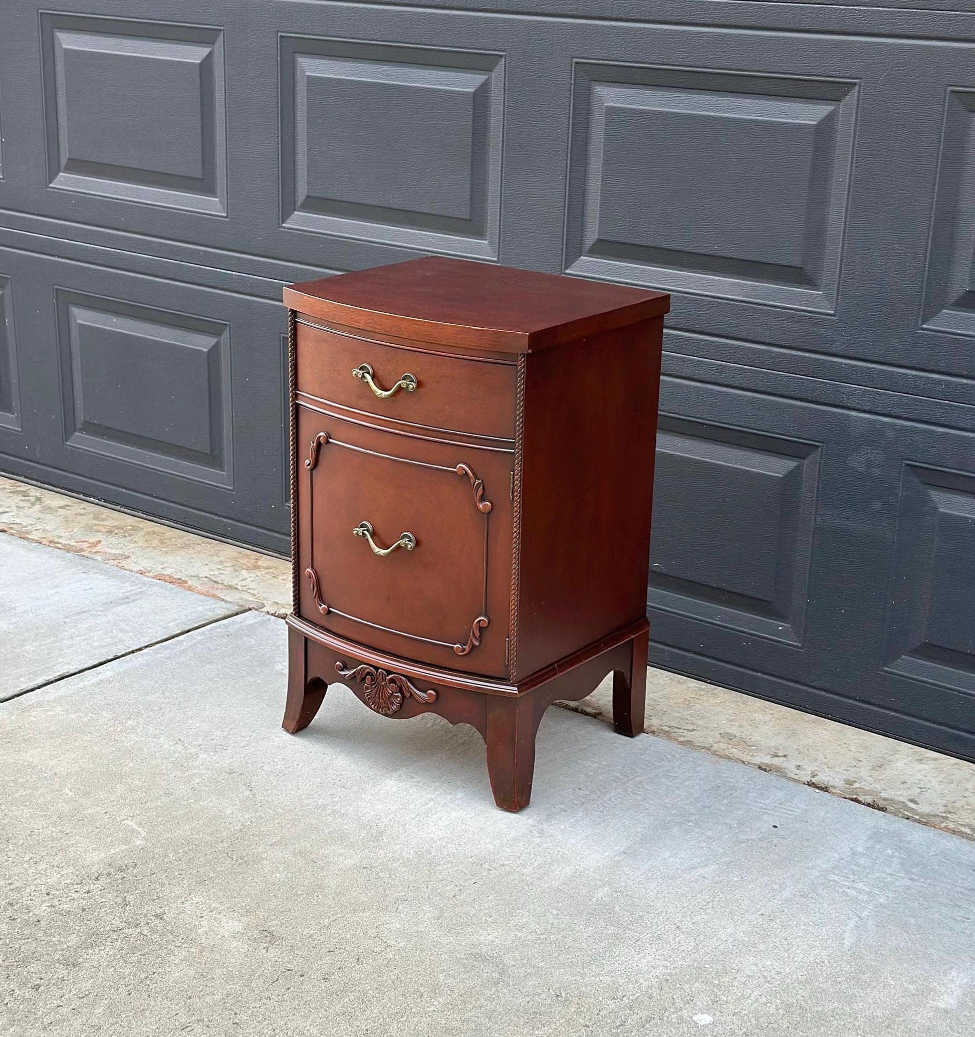 Vintage Mid 1900's Classic Mahogany Wood Cabinet Nightstand with Drawer