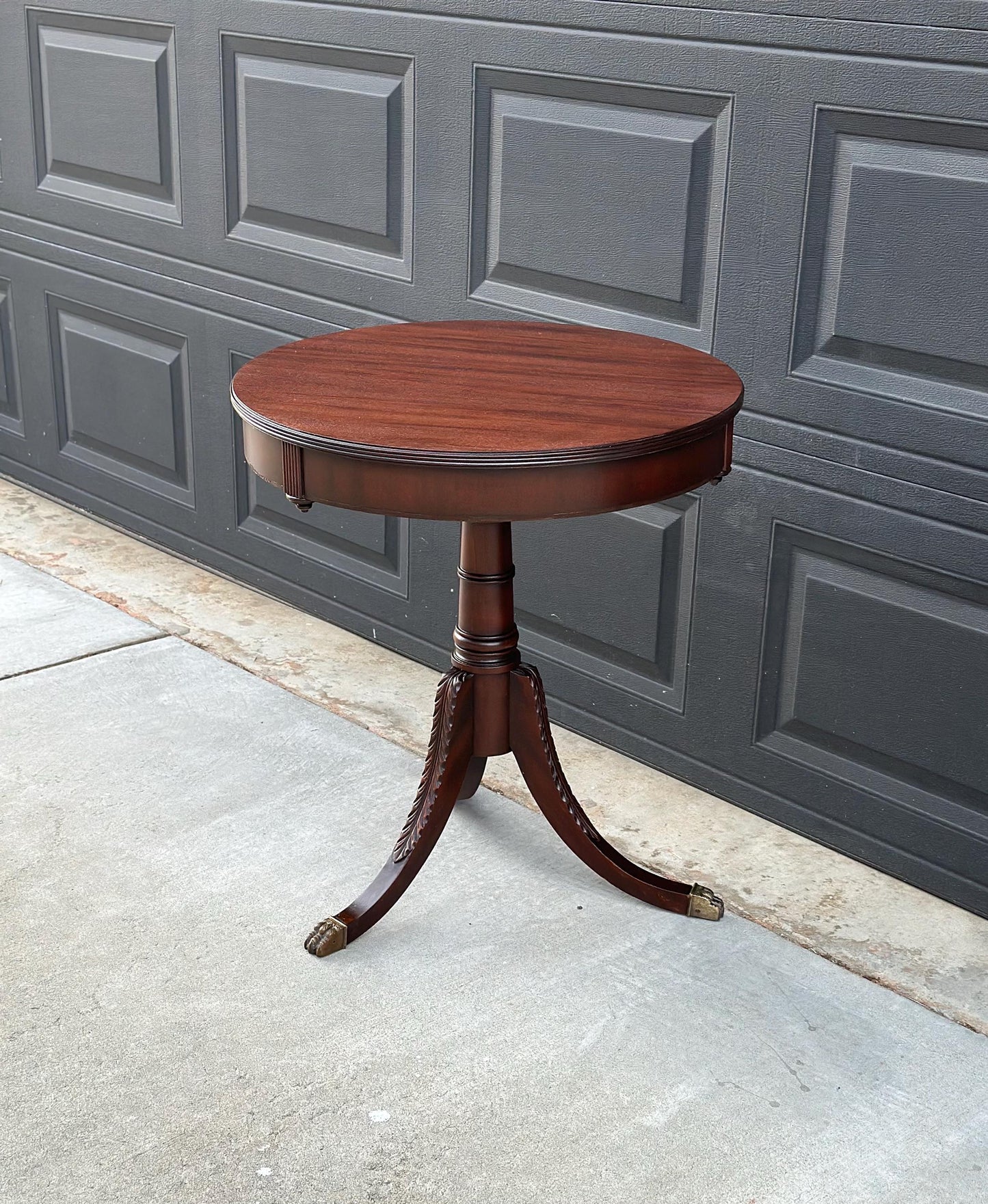 Vintage Mid 1900's Traditional Mahogany Wood Circular Side Table